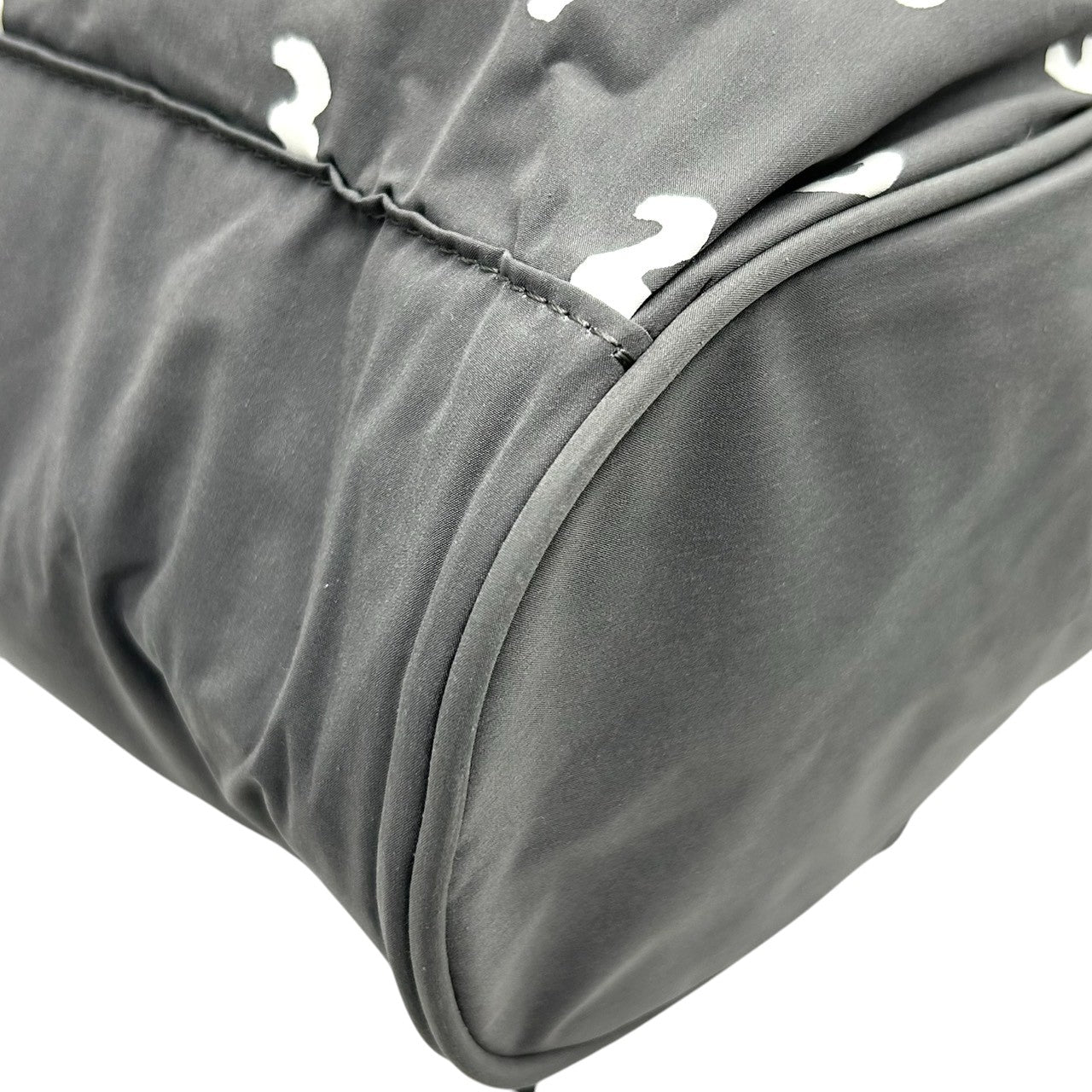 【ほぼ新品】anello アネロ×SOU SOU コラボ 口金リュック バックパック 数字柄 テキスタイルデザイン ナイロン グレー A4収納可 大容量 軽量 背面ファスナー レディース メンズ 通勤 通学 マザーズバッグ 旅行 おしゃれ s79