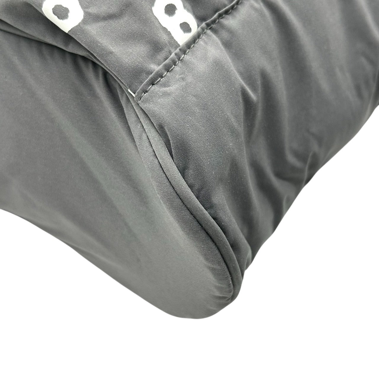 【ほぼ新品】anello アネロ×SOU SOU コラボ 口金リュック バックパック 数字柄 テキスタイルデザイン ナイロン グレー A4収納可 大容量 軽量 背面ファスナー レディース メンズ 通勤 通学 マザーズバッグ 旅行 おしゃれ s79