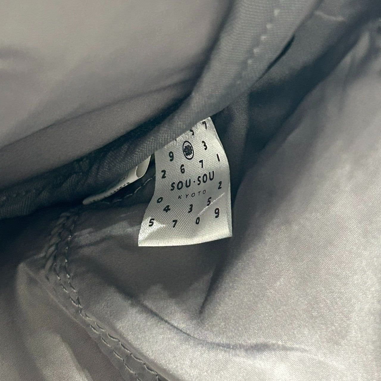 【ほぼ新品】anello アネロ×SOU SOU コラボ 2WAY 口金ミニボストン ショルダーバッグ ハンドバッグ 数字柄 ナイロン グレー 斜め掛け可 大容量 軽量 レディース メンズ 旅行 デイリーユース 京都 s32