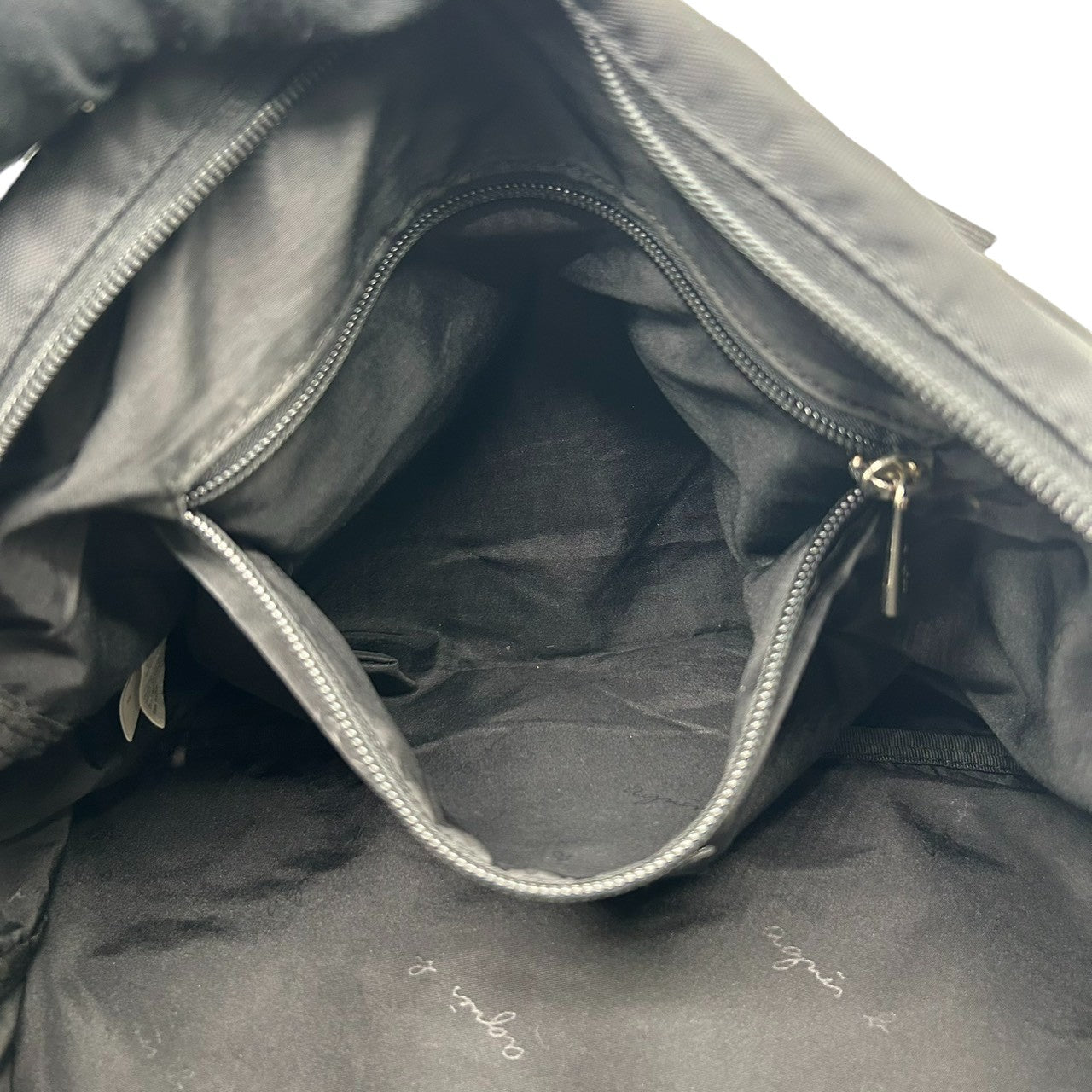 アニエスベー ボヤージュ 2WAY ボストンバッグ ハンドバッグ ショルダーバッグ ナイロン 黒 ロゴプレート A4可 大容量 軽量 斜め掛け可 レディース メンズ 旅行 ジム 出張 ビジネス マザーズバッグ agnes b. VOYAGE U4