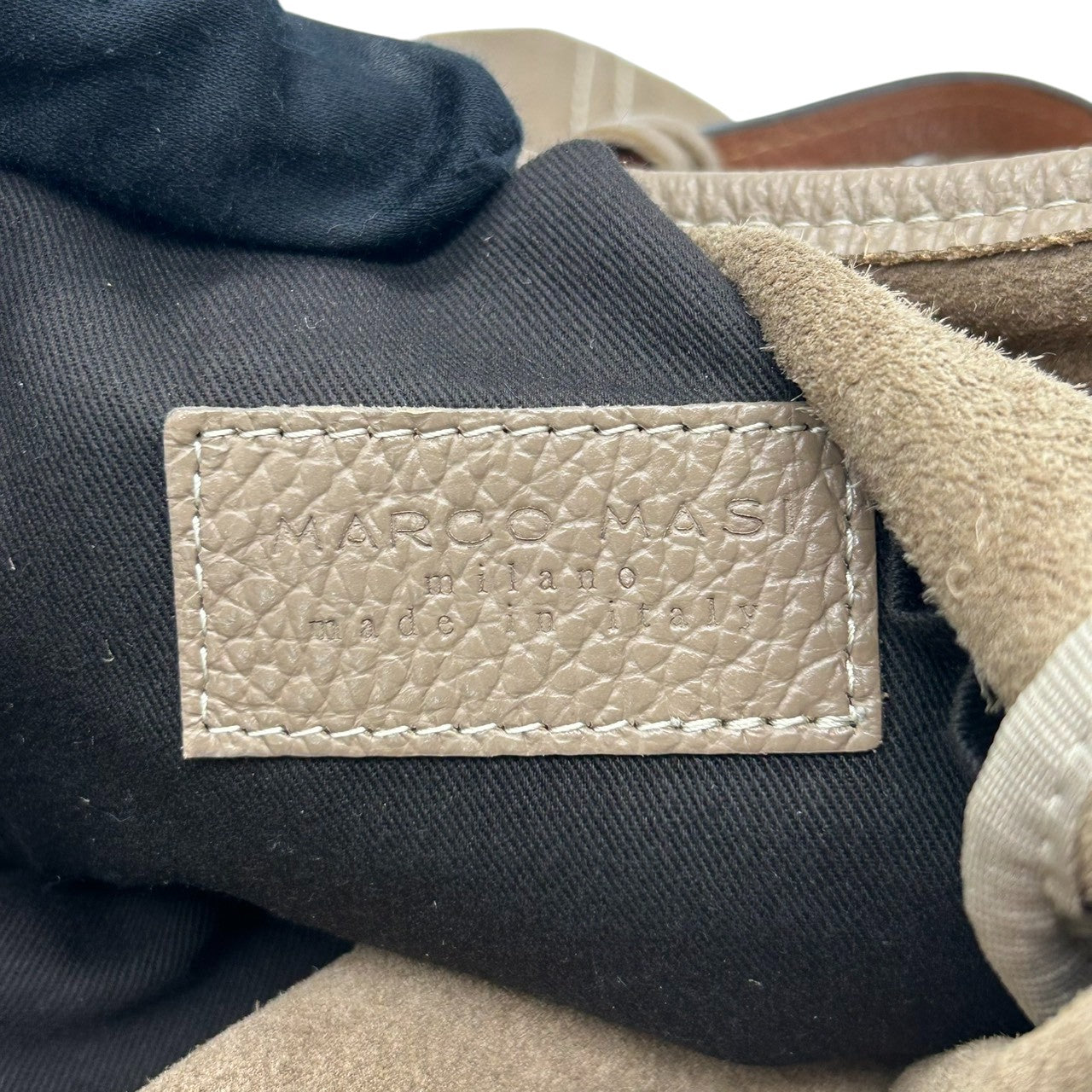 MARCO MASI マルコマージ トートバッグ ワンショルダー ホーボーバッグ スエード レザー A4可 大容量 ベージュ ブラウン レディース エレガント 上品 カジュアル 通勤通学 イタリア製 U4