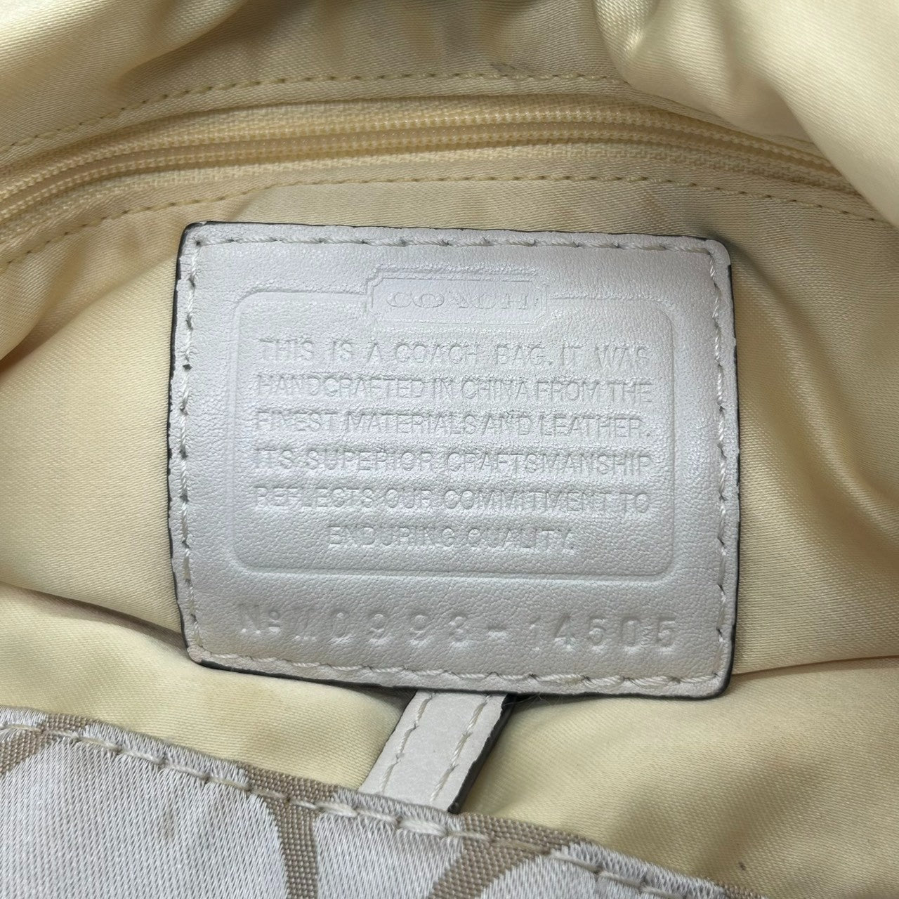 コーチ トートバッグ ハンドバッグ ワンショルダー シグネチャー ナイロン レザー ベージュ アイボリー A4収納可 大容量 軽量 レディース 通勤 通学 ビジネス デイリーユース エレガント きれいめ 上品 サイドポケット 定番人気モデル 14505 s61