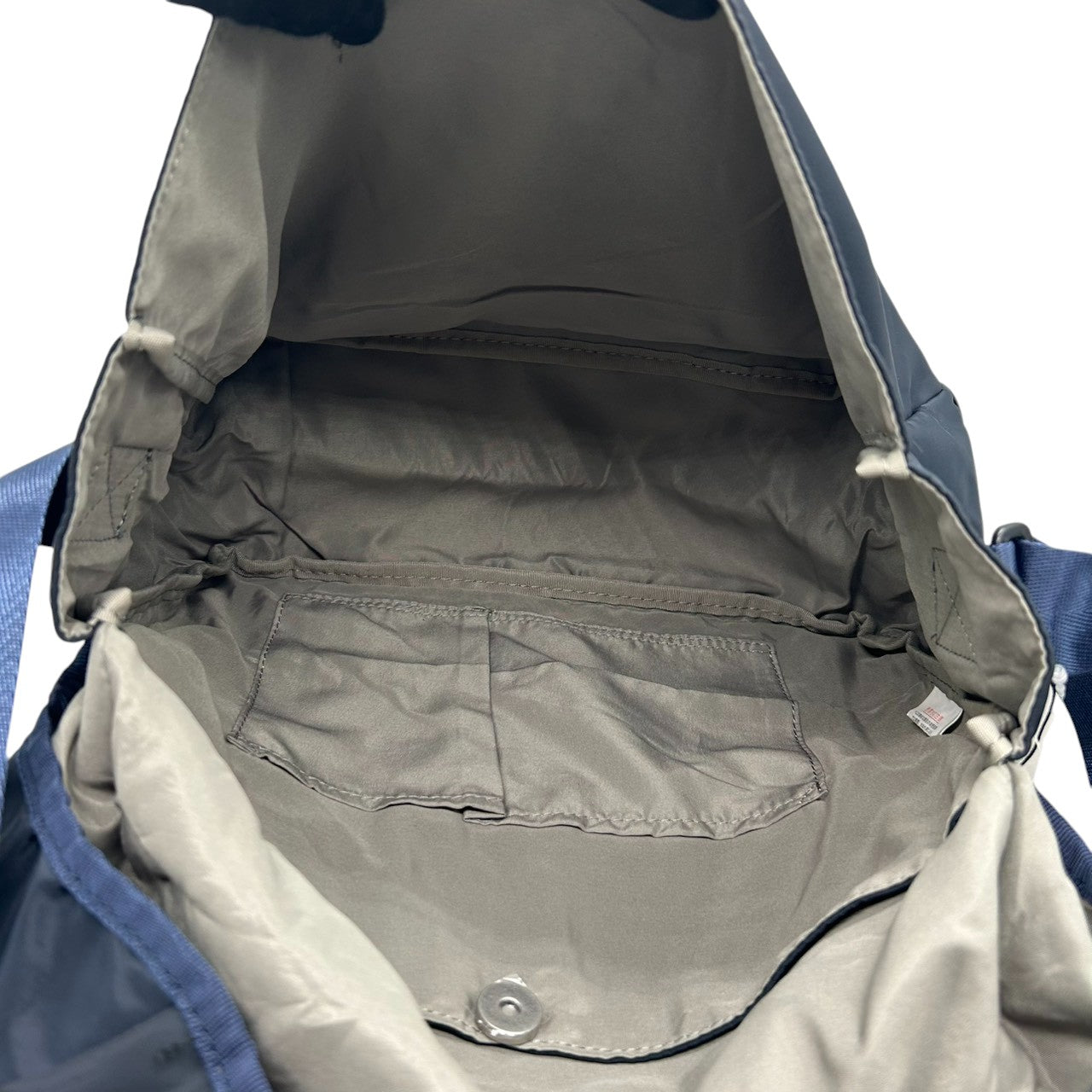 【未使用級／タグ付】アネロ ショルダーバッグ メッセンジャーバッグ 斜め掛け可 ナイロン ネイビー A4可 大容量 軽量 フラップ メンズ レディース ユニセックス 通勤 通学 旅行 カジュアル シンプル おしゃれ 人気モデル anello s79