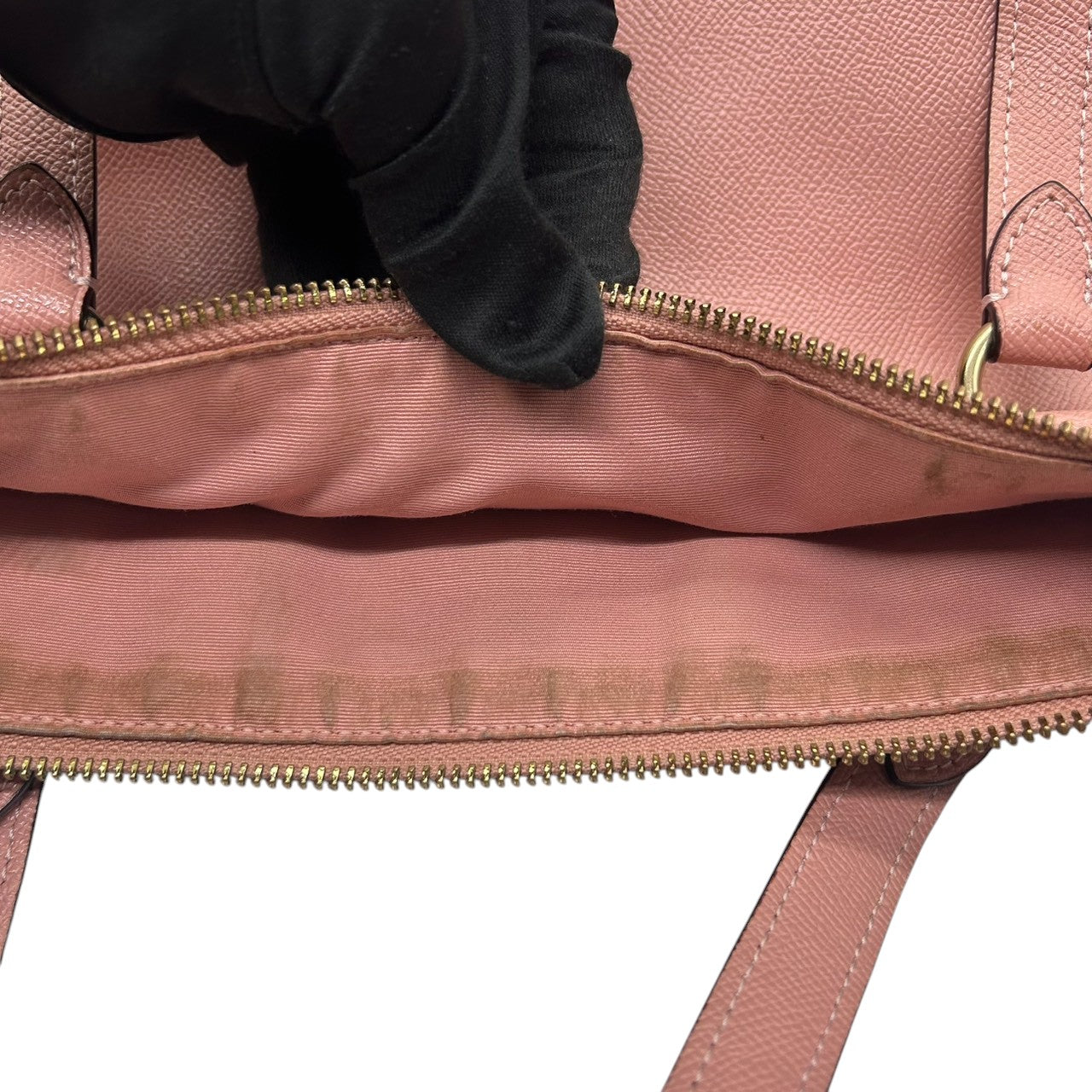 コーチ ギャラリー トートバッグ ハンドバッグ ワンショルダー レザー 本革 ピンク A4収納可 大容量 肩掛け レディース 通勤 通学 ビジネス きれいめ フェミニン 大人可愛い シンプル 定番人気 自立可 COACH F79608 U4