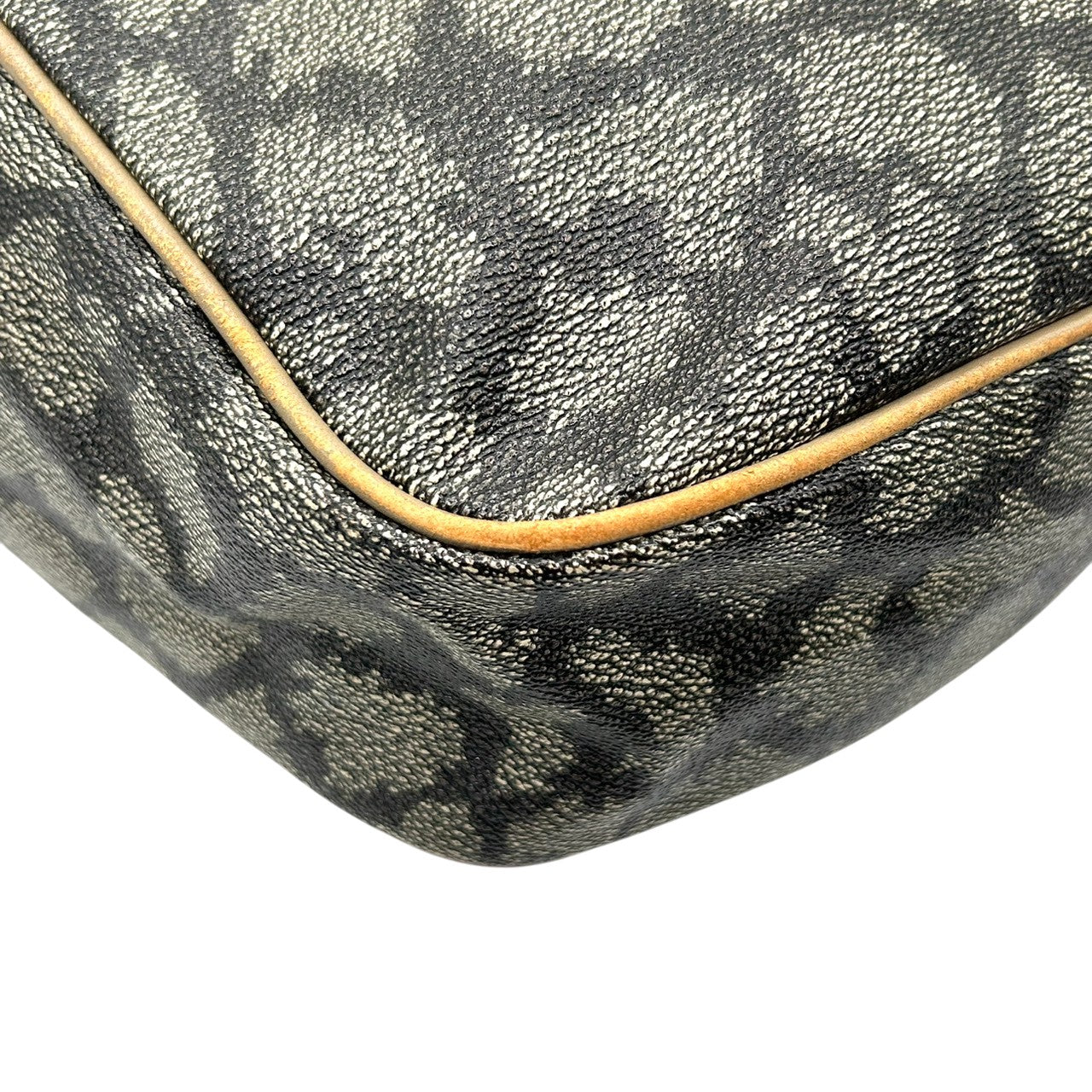 イヴサンローラン トートバッグ ワンショルダー PVC レザー YSLロゴ ジラフ柄 アニマル柄 ブラウン ベージュ A4可 大容量 肩掛け ヴィンテージ レディース クラシック エレガント YVES SAINT LAURENT s83