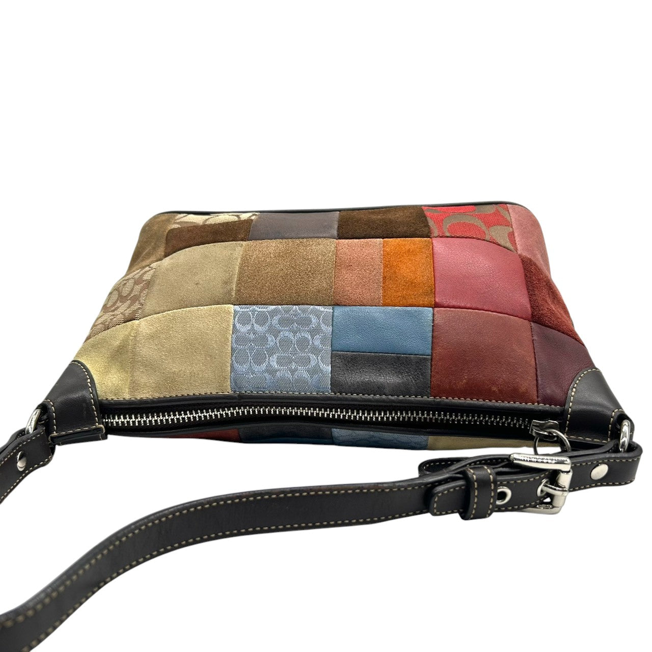 コーチ ハンドバッグ ワンショルダーバッグ パッチワーク シグネチャー スエード レザー キャンバス マルチカラー レディース 肩掛け コンパクト ヴィンテージ オールドコーチ クラシック 個性的 希少デザイン COACH 8T97 s83