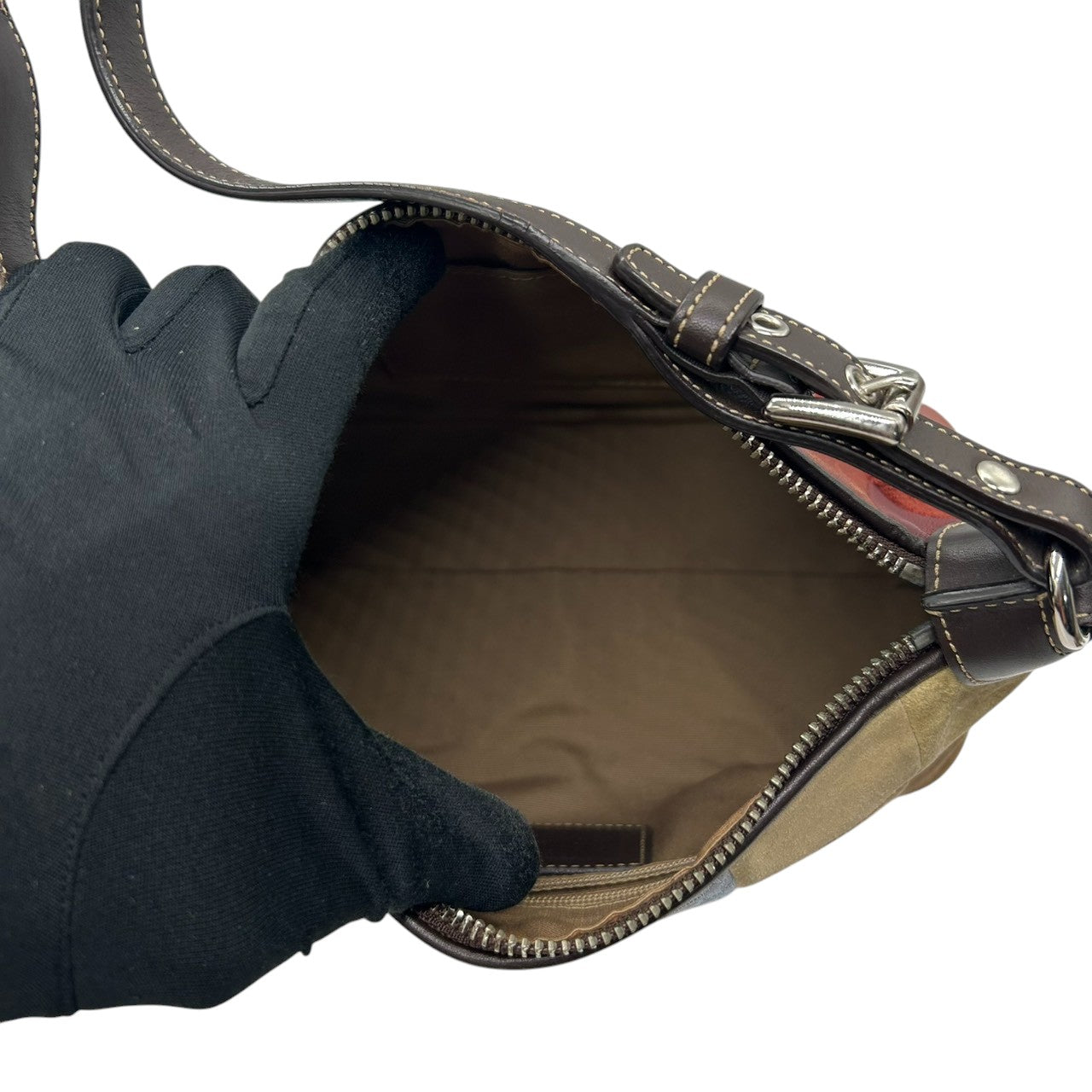 コーチ ハンドバッグ ワンショルダーバッグ パッチワーク シグネチャー スエード レザー キャンバス マルチカラー レディース 肩掛け コンパクト ヴィンテージ オールドコーチ クラシック 個性的 希少デザイン COACH 8T97 s83