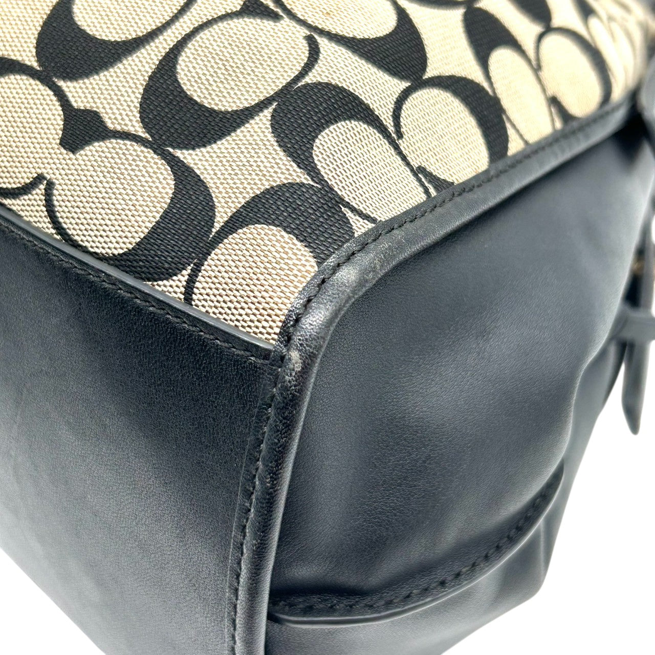 コーチ ショルダーバッグ ハンドバッグ ワンショルダー ホーボー シグネチャー キャンバス レザー 本革 ブラック ベージュ ターンロック A4可 大容量 肩掛け ハンドル調節可 レディース 通勤 通学 ビジネス エレガント COACH 32907 s82