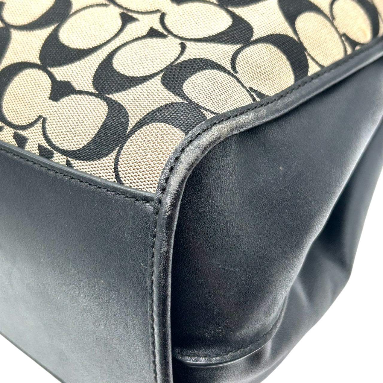 コーチ ショルダーバッグ ハンドバッグ ワンショルダー ホーボー シグネチャー キャンバス レザー 本革 ブラック ベージュ ターンロック A4可 大容量 肩掛け ハンドル調節可 レディース 通勤 通学 ビジネス エレガント COACH 32907 s82