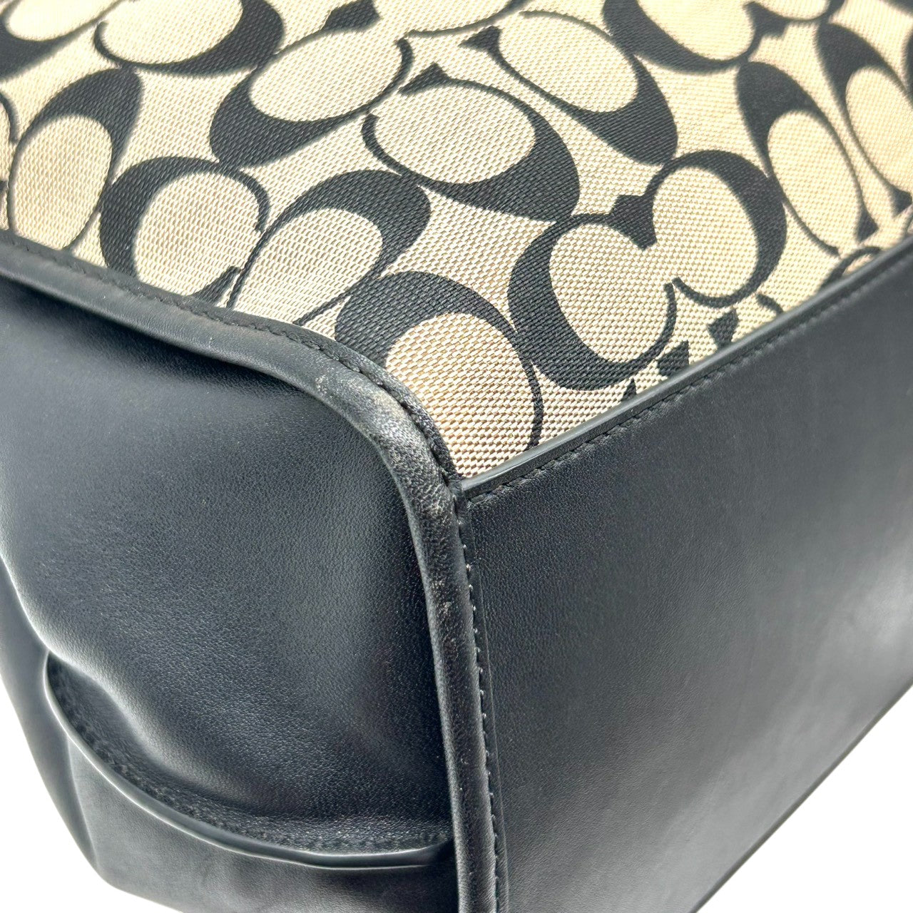 コーチ ショルダーバッグ ハンドバッグ ワンショルダー ホーボー シグネチャー キャンバス レザー 本革 ブラック ベージュ ターンロック A4可 大容量 肩掛け ハンドル調節可 レディース 通勤 通学 ビジネス エレガント COACH 32907 s82