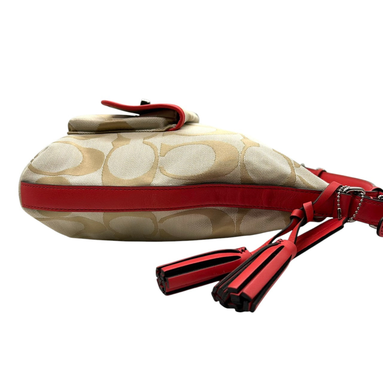 【極美品】コーチ レガシー 2WAY ショルダーバッグ シグネチャー キャンバス レザー 本革 ベージュ ゴールド レッド タッセル ターンロック 斜め掛け 肩掛け レディース 未使用級 エレガント フェミニン 大人可愛い COACH 22392 s82