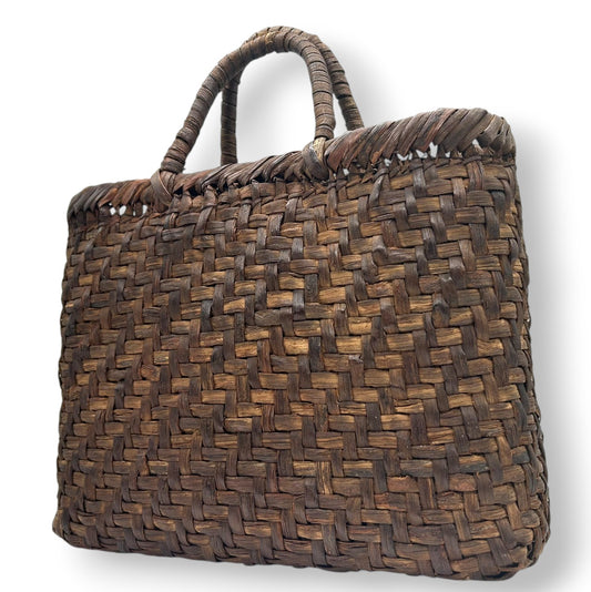 【美品】国産 山葡萄 かごバッグ 網代編み 巾着付き ハンドバッグ トートバッグ 天然素材 ヤマブドウ 籠バッグ 伝統工芸品 民藝 和装 着物 浴衣 レディース 大人 上品 粋 おしゃれ 育てるバッグ 一生もの 職人 手仕事 D