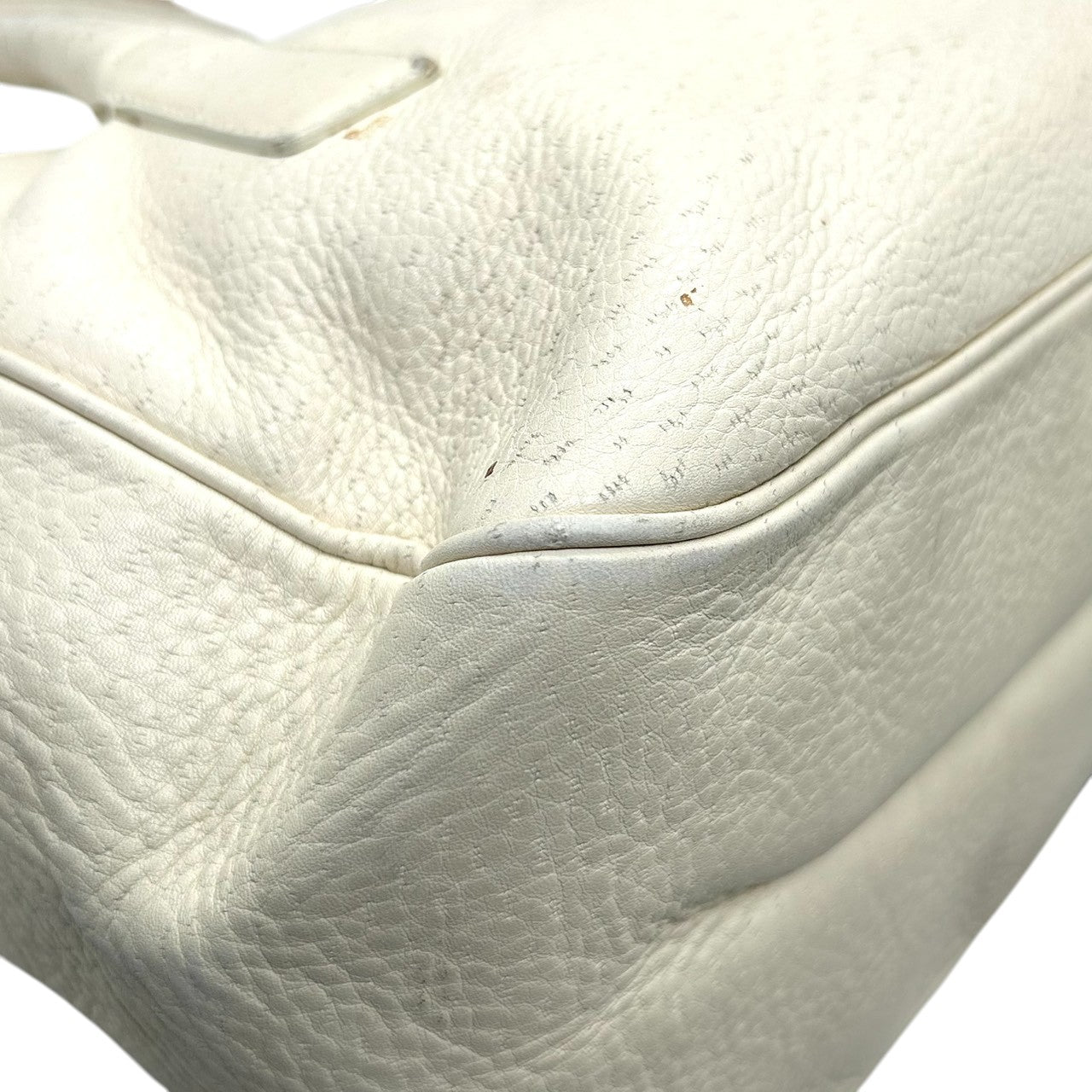 サルヴァトーレフェラガモ ハンドバッグ トートバッグ ガンチーニ レザー 本革 ホワイト系 ゴールド金具 レディース フォーマル ビジネス エレガント 上品 きれいめ 大容量 自立可 イタリア製 型番AB-21 6394 s3