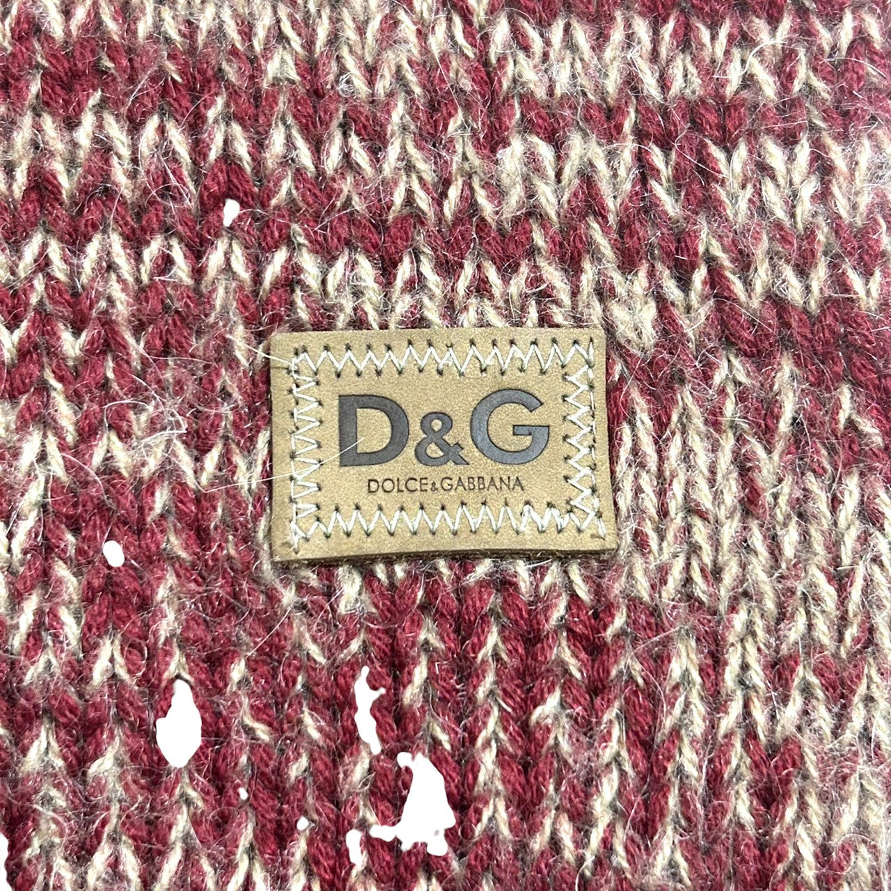 【美品】D&G ドルチェ＆ガッバーナ マフラー ストール ニット フリンジ付き ロゴパッチ ミックスニット レッド ホワイト系 バイカラー ローゲージウール メンズ レディース ユニセックス 防寒 秋冬 おしゃれ ファッション小物 高級 イタリア製 L