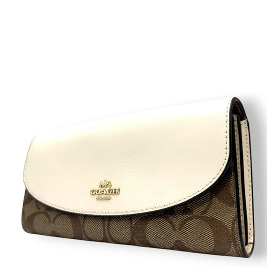 【美品】コーチ 長財布 フラップウォレット シグネチャー PVC レザー ブラウン ホワイト レディース COACH Cロゴ エレガント フェミニン 大容量 カード収納豊富 スナップボタン開閉 クラシック バイカラーデザイン w2