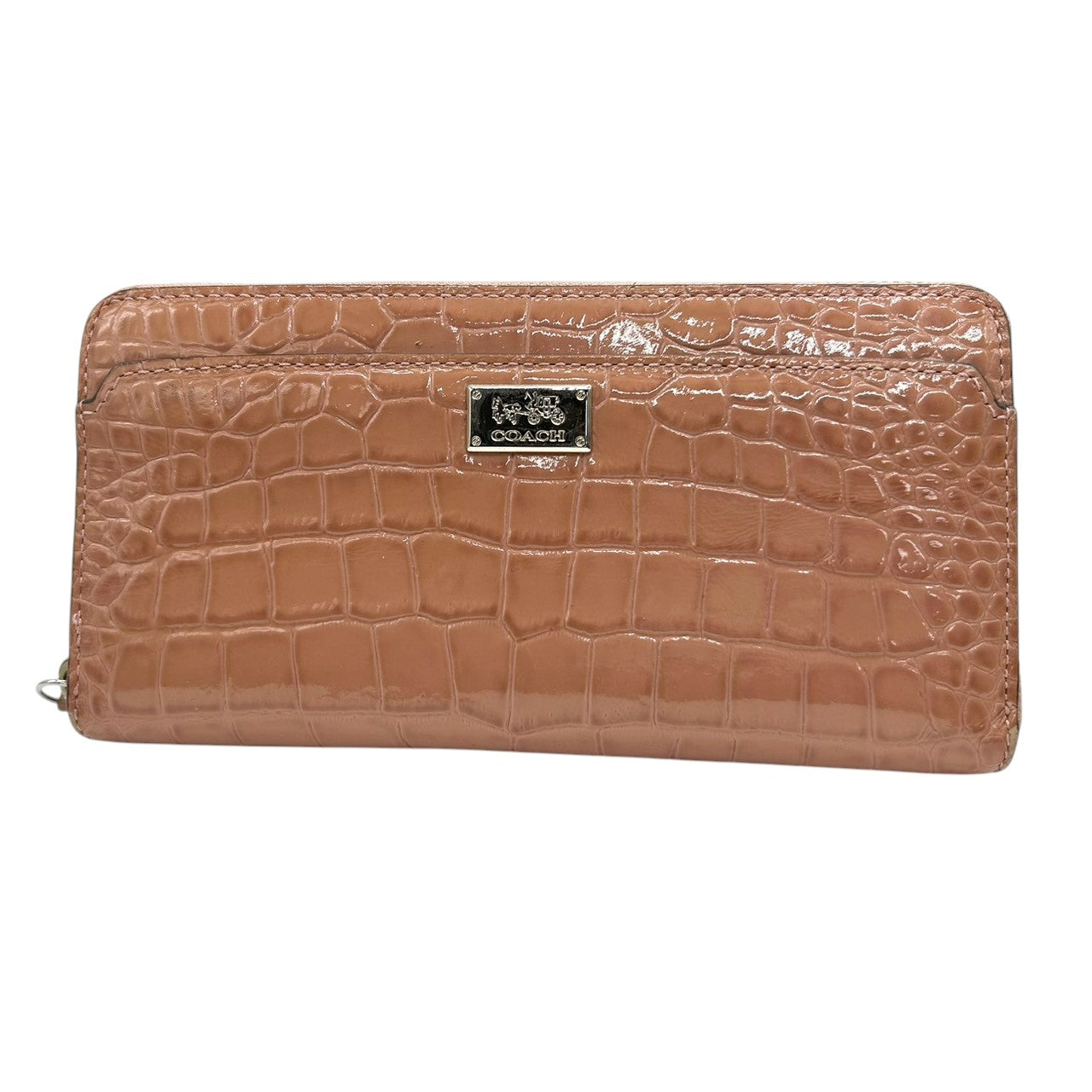コーチ 長財布 ラウンドファスナーウォレット 型押しレザー パテント ピンク レディース COACH ロゴプレート エレガント フェミニン 大容量 カード収納豊富 ラウンドジップ エナメル素材 クラシックデザイン w2