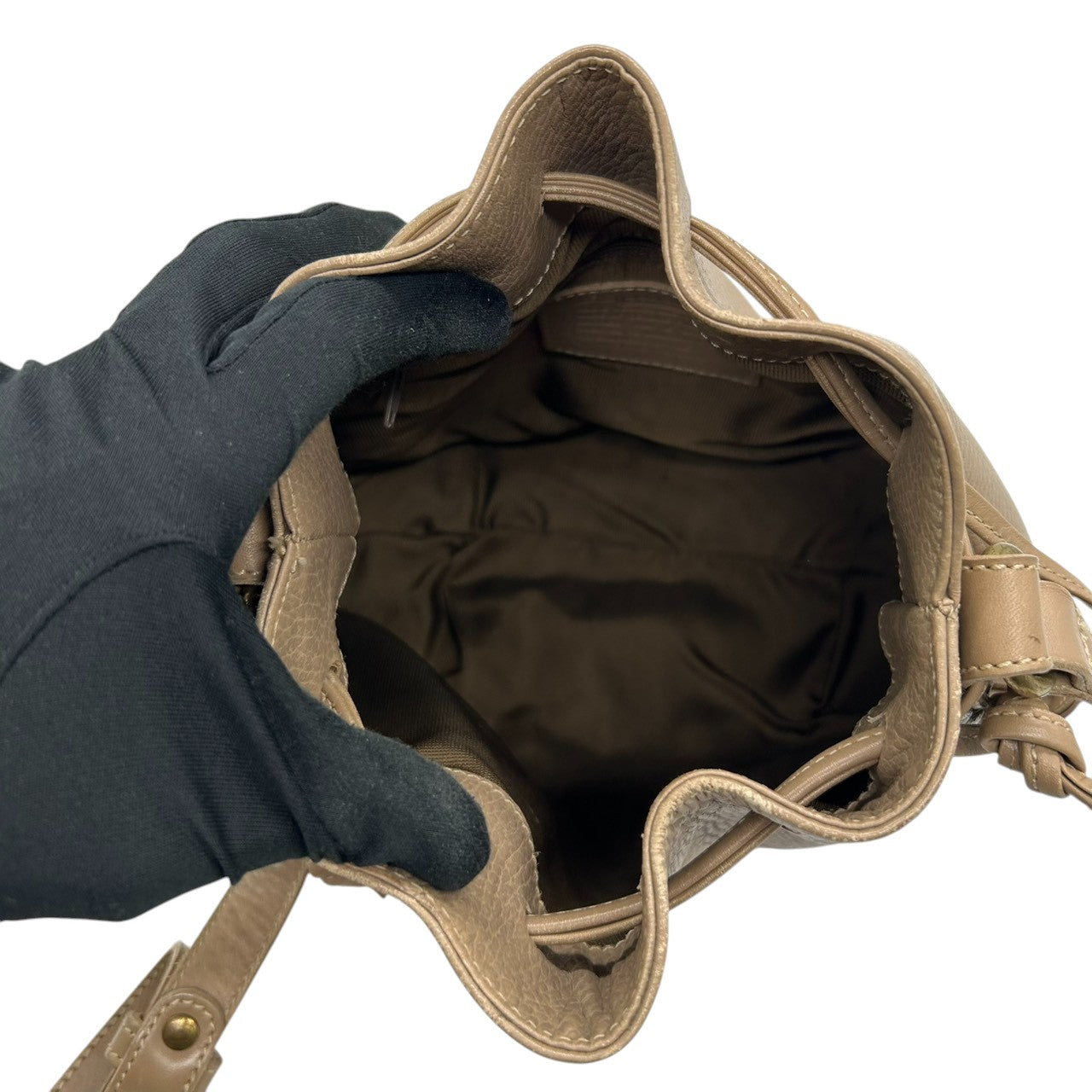 【美品】希少 USA製 コーチ オールドコーチ 巾着型 ショルダーバッグ バケットバッグ グラブタンレザー 本革 ベージュ グレージュ レディース 斜め掛け可 クラシックデザイン エレガント ビンテージ COACH s44