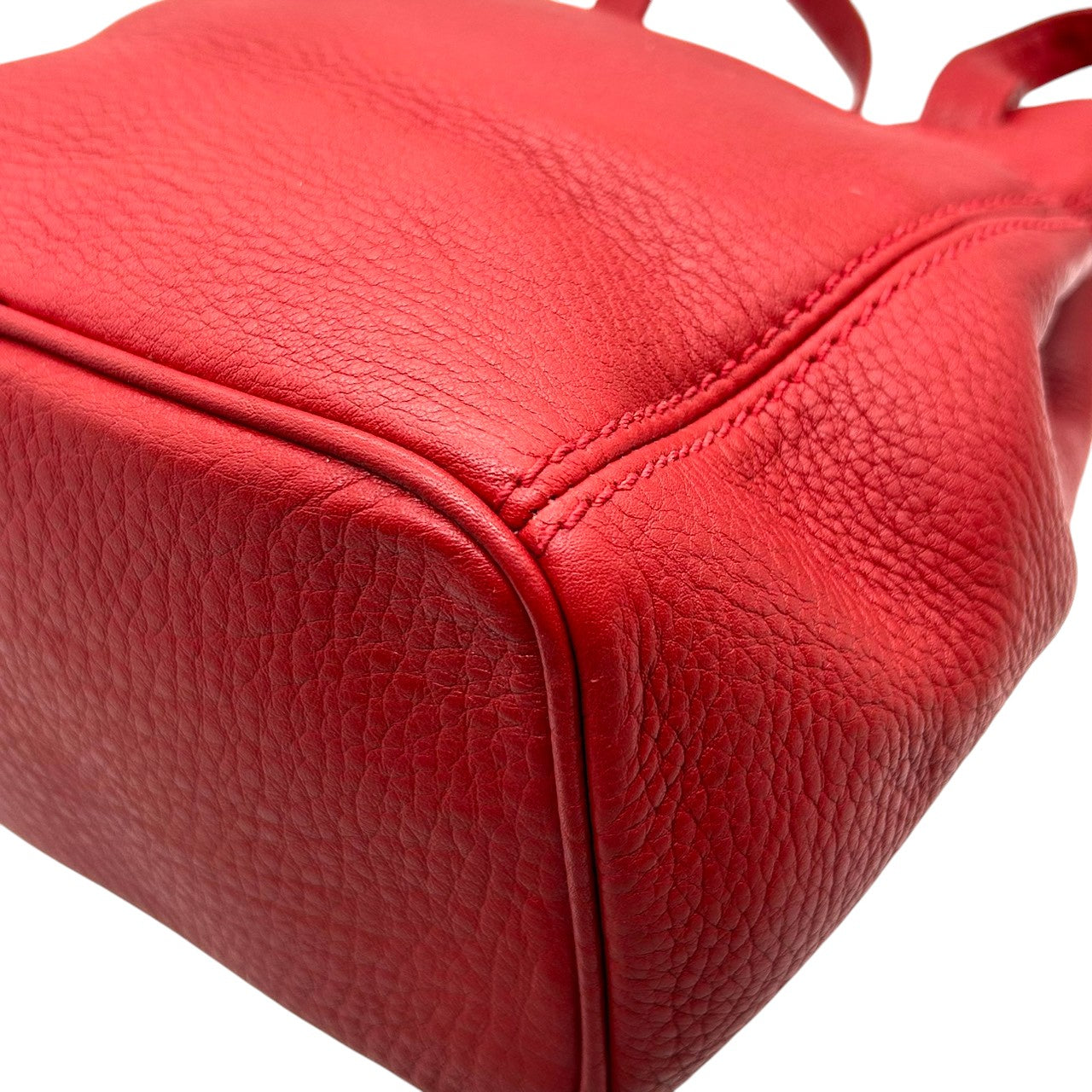 【美品】希少 USA製 オールドコーチ 巾着型 ショルダーバッグ 4923 バケットバッグ グラブタンレザー 本革 レッド 赤 レディース ワンショルダー 肩掛け クラシック ビンテージ レトロ エレガント COACH 人気モデル s44