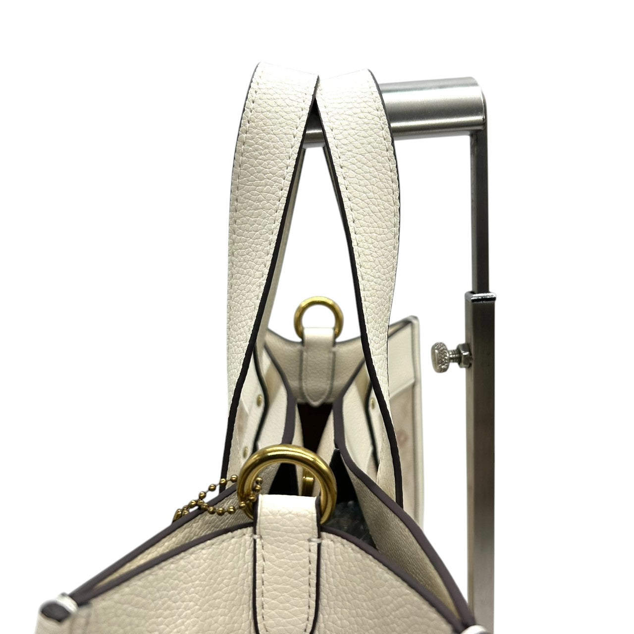 【極美品／未使用級】コーチ フィールドトート 30 2WAY ショルダーバッグ 89148 ホースアンドキャリッジ 馬車柄 PVC レザー ホワイト A4可 レディース 斜め掛け可 自立可 COACH トートバッグ s61