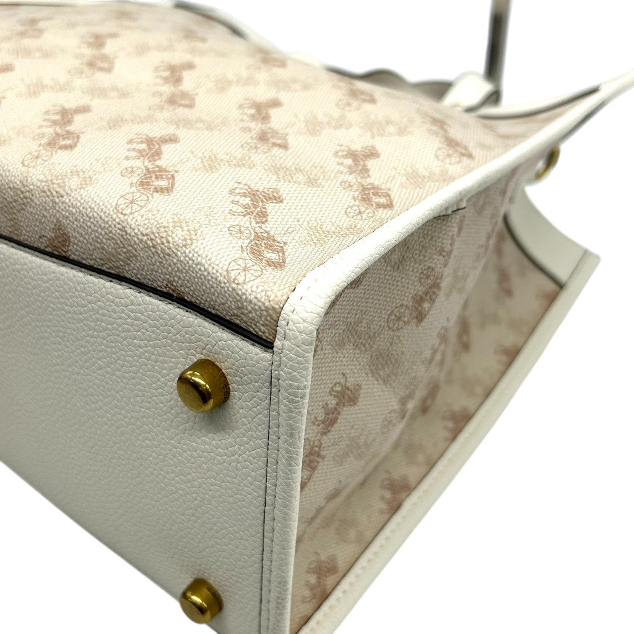 【極美品／未使用級】コーチ フィールドトート 30 2WAY ショルダーバッグ 89148 ホースアンドキャリッジ 馬車柄 PVC レザー ホワイト A4可 レディース 斜め掛け可 自立可 COACH トートバッグ s61