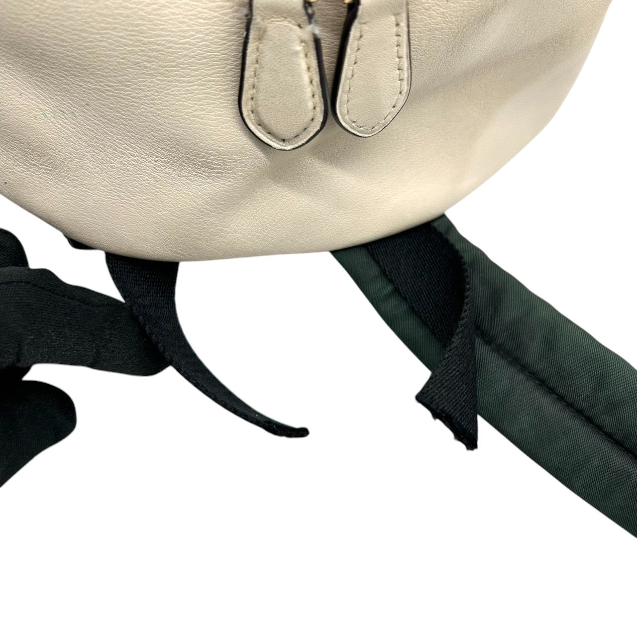 【ハンドル訳あり】コーチ シグネチャー ミディアム チャーリー バックパック F32200 リュック PVC レザー ベージュ ホワイト レディース COACH クラシックデザイン コンパクト デイパック 通勤通学 s6