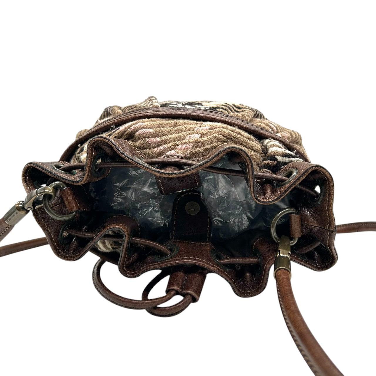 バーバリーブルーレーベル 巾着型 ショルダーバッグ ノバチェック ウール レザー ブラウン レディース BURBERRY BLUE LABEL 斜め掛け ポシェット ミニバッグ ドローストリング クラシックデザイン 人気モデル E10