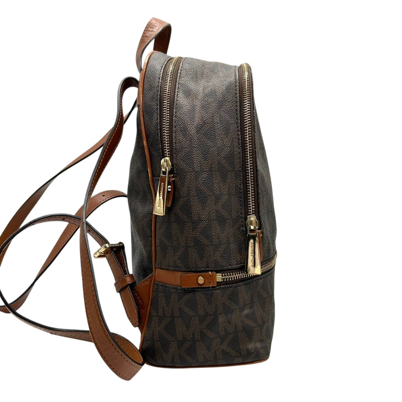 【美品】マイケルコース リアジップ ミディアム バックパック シグネチャー MK柄 リュックサック PVC レザー ブラウン レディース MICHAEL KORS RHEA ZIP 通勤 通学 コンパクトデザイン 人気モデル E10