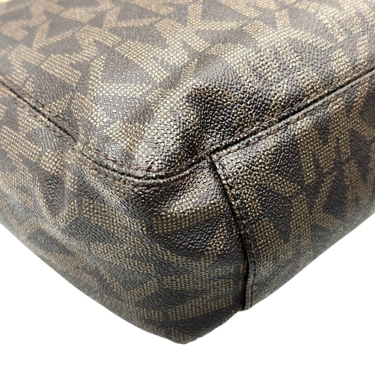 マイケルコース シグネチャー ワンショルダーバッグ PVC レザー ブラウン ゴールドチェーン MKチャーム 肩掛け レディース MICHAEL KORS ホーボーバッグ エレガント 通勤通学 フェミニン 人気モデル E10