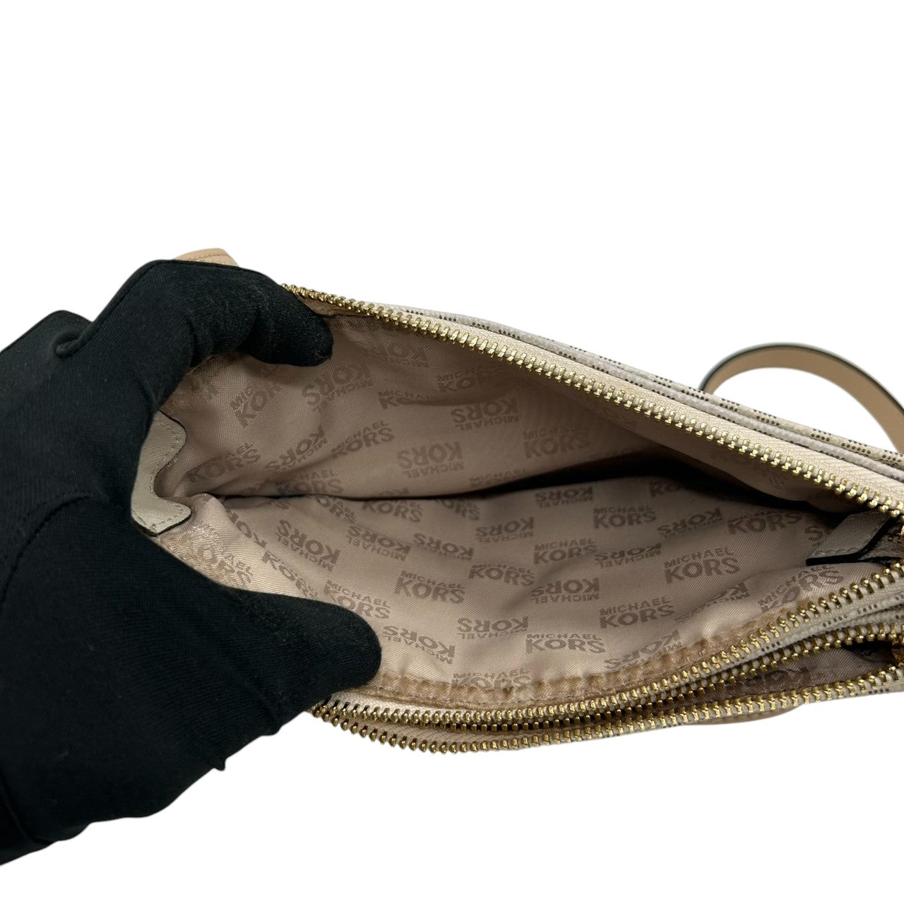 マイケルコース JET SET ITEM ショルダーバッグ シグネチャー PVC レザー ホワイト系 レディース 斜め掛け可 クロスボディ ポシェット ミニバッグ MICHAEL KORS ジェットセットアイテム 定番人気モデル E10