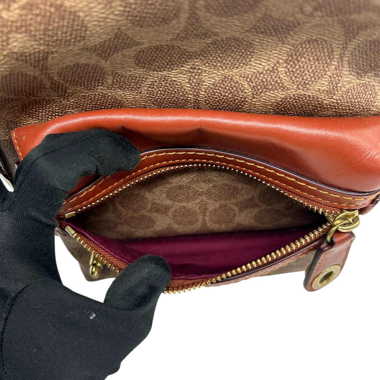 【美品】コーチ アカデミー バックパック シグネチャー 32715 リュックサック PVC レザー ブラウン レディース COACH コンパクト クラシックデザイン ターンロック A1977-32715 レトロ デイパック s6