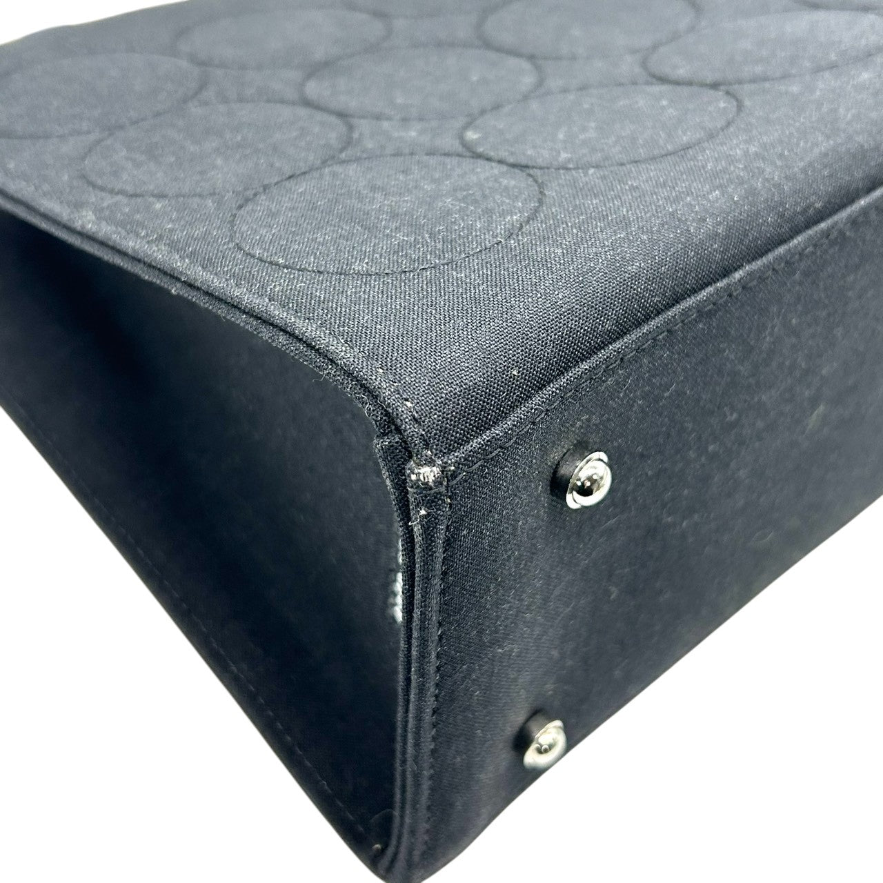 【美品】ケイトスペード ナイロン レザー トートバッグ ブラック A4収納可 肩掛け可 レディース kate spade new york ハンドバッグ 軽量 通勤通学 ビジネス シンプルデザイン クラシック 自立可 s84