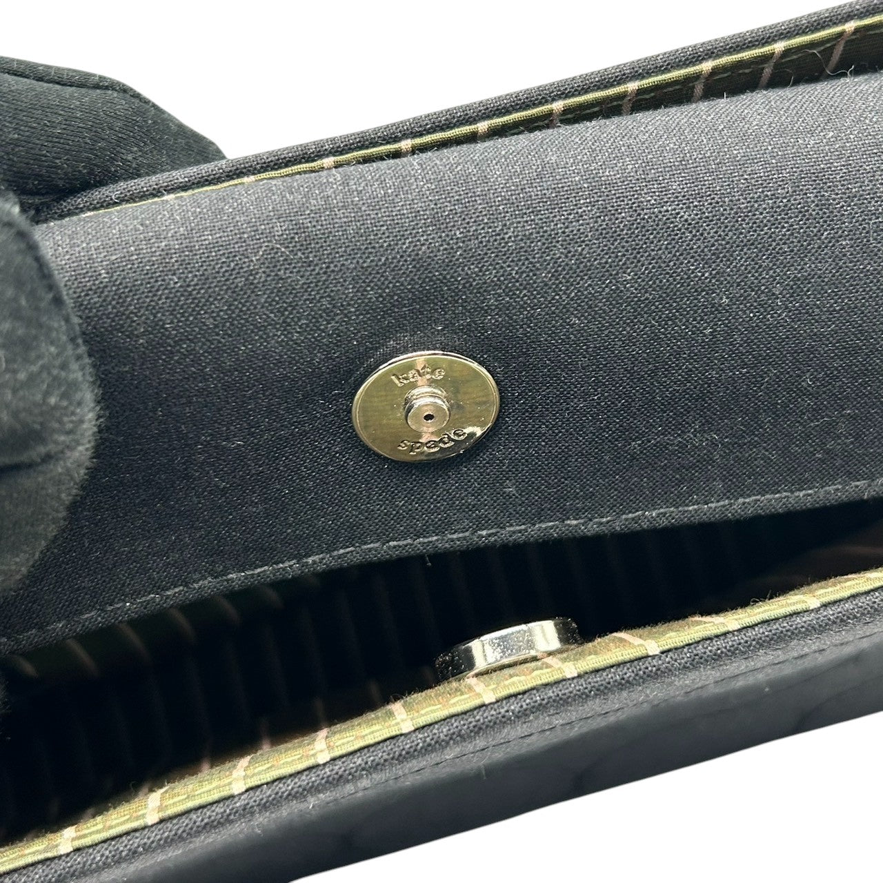 【美品】ケイトスペード ナイロン レザー トートバッグ ブラック A4収納可 肩掛け可 レディース kate spade new york ハンドバッグ 軽量 通勤通学 ビジネス シンプルデザイン クラシック 自立可 s84