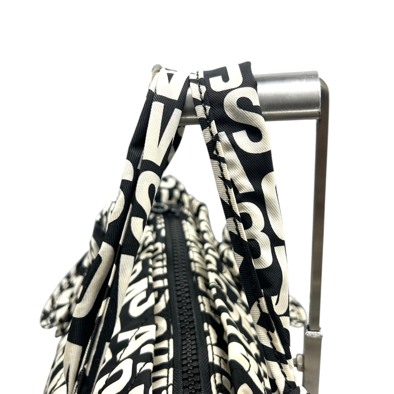 【美品／ポーチ付】マークバイマークジェイコブス 2WAY トートバッグ ナイロン ロゴ総柄 A4可 大容量 マザーズバッグ レディース MARC BY MARC JACOBS STANDARD SUPPLY ショルダーバッグ 軽量 U5