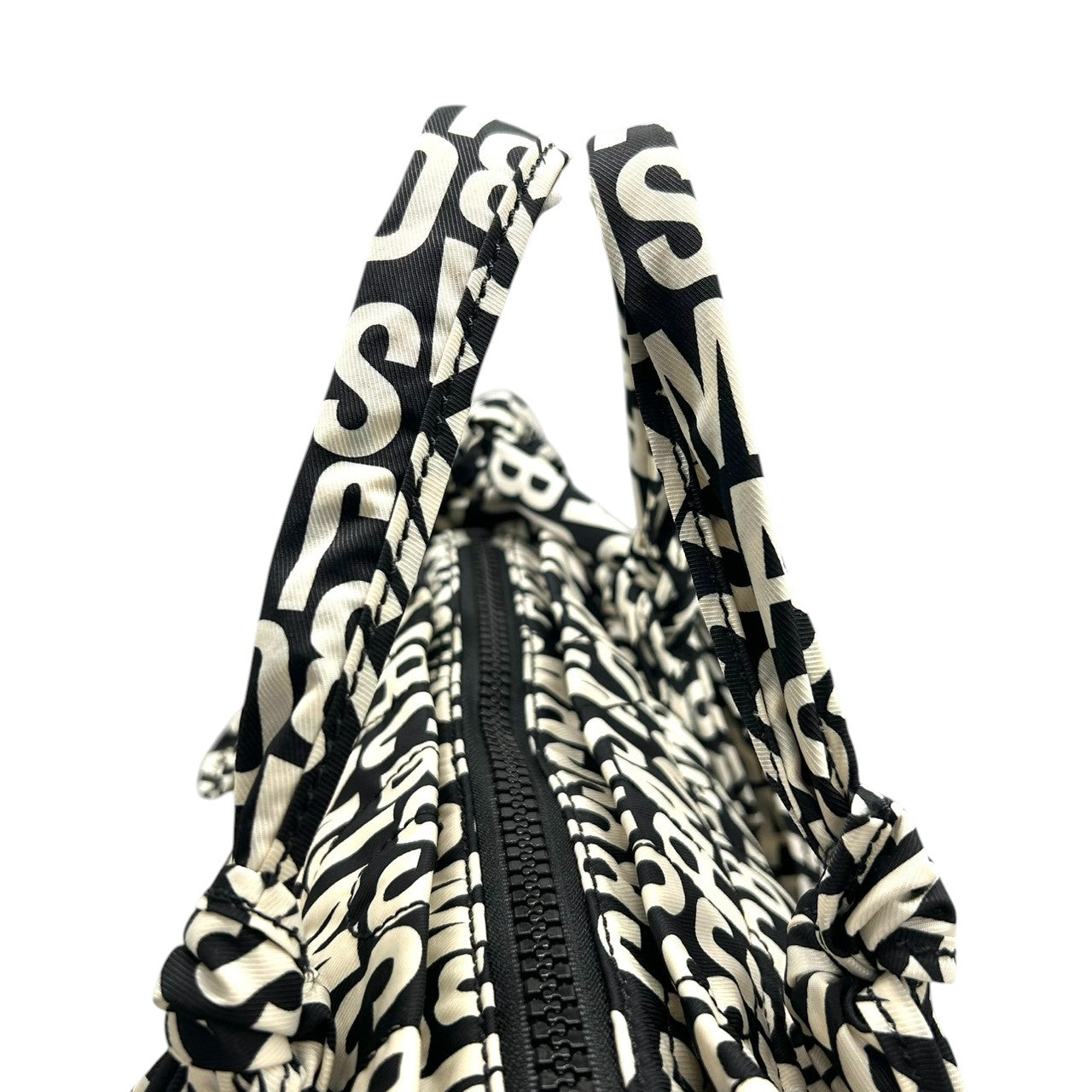 【美品／ポーチ付】マークバイマークジェイコブス 2WAY トートバッグ ナイロン ロゴ総柄 A4可 大容量 マザーズバッグ レディース MARC BY MARC JACOBS STANDARD SUPPLY ショルダーバッグ 軽量 U5