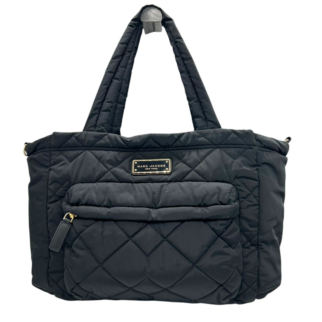 【美品】マークジェイコブス ナイロン キルティング 2WAY トートバッグ A4 PC可 大容量 マザーズバッグ ブラック レディース MARC JACOBS ショルダーバッグ 通勤通学 軽量 (ショルダーストラップ社外品) U5