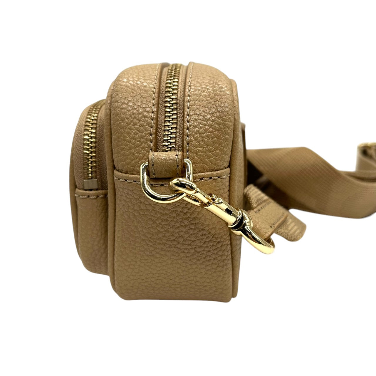 【未使用品／極美品】マークジェイコブス THE CROSSBODY ショルダーバッグ レザー ベージュ レディース MARC JACOBS 斜め掛け カメラバッグ ポシェット コンパクト 新品同様 現行人気モデル H107L01FA21 U5