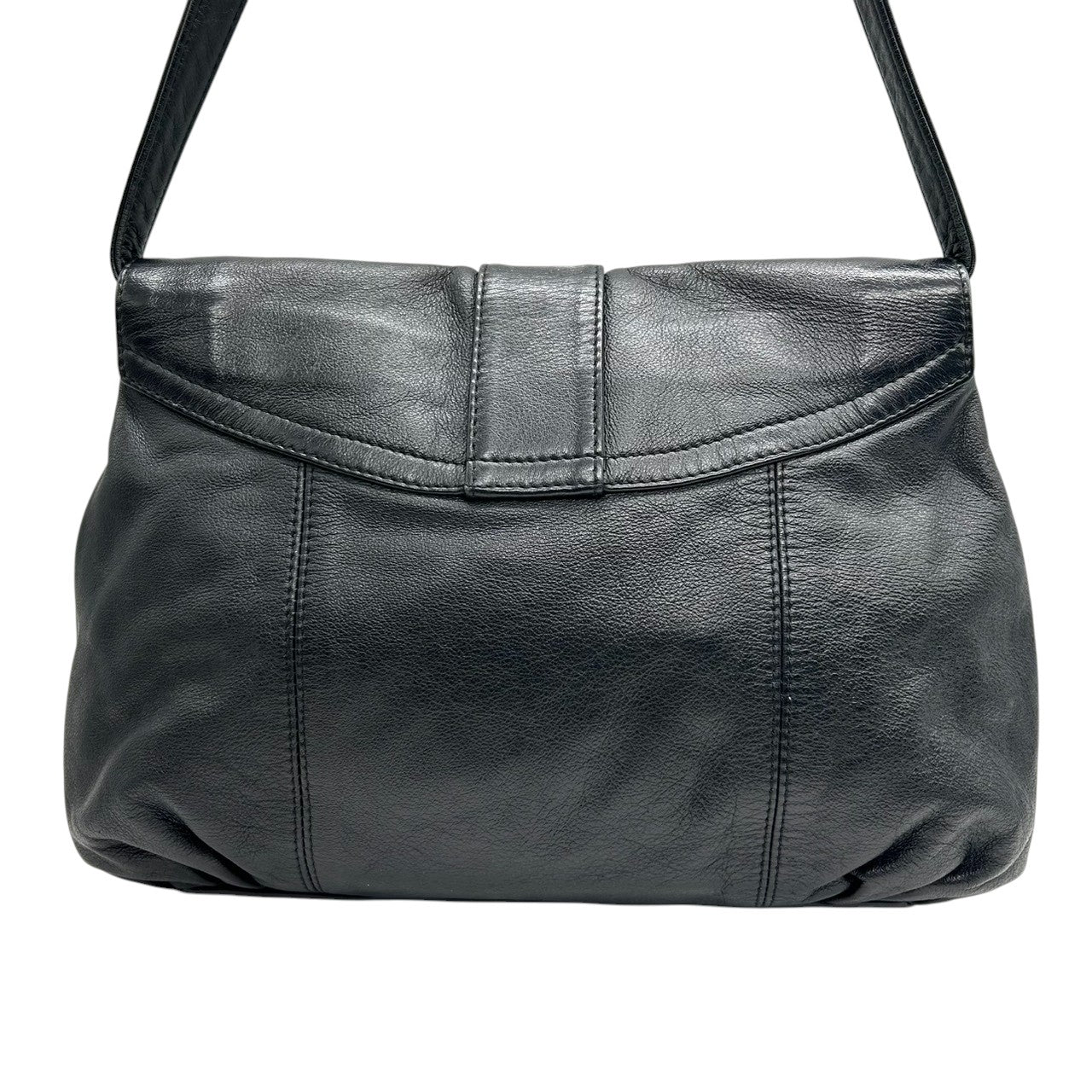 【美品】シーバイクロエ 本革レザー ショルダーバッグ フラップバッグ リボンモチーフ ゴールドロゴプレート ブラック レディース 斜め掛け可 肩掛け クロスボディ エレガント フェミニン 上品 大人可愛い クラシックデザイン U9