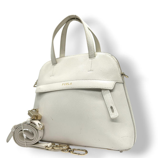 フルラ パイパー 2WAY ハンドバッグ ショルダーバッグ レザー ホワイト 白 レディース FURLA PIPER 斜め掛け可 クロスボディ ドーム型 カデナ 南京錠付き エレガント 定番人気モデル 自立可 s43