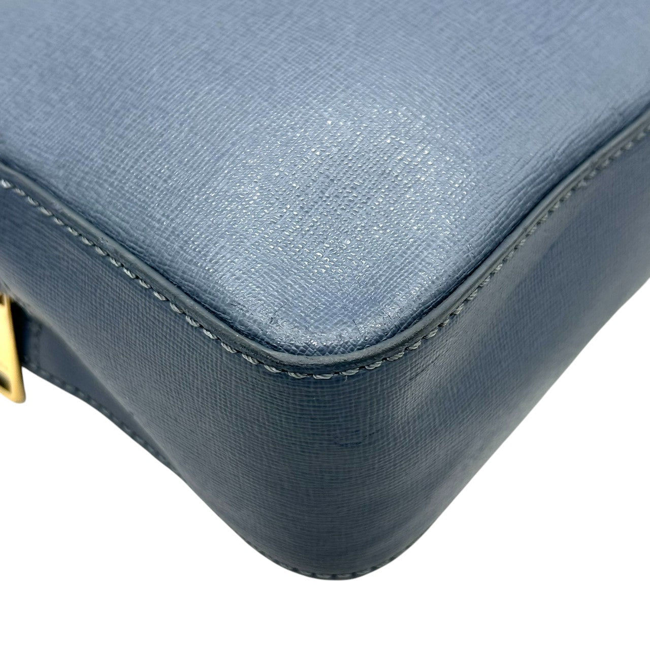 【美品】フルラ リリー LILLI ショルダーバッグ カメラバッグ レザー ブルー レディース FURLA 斜め掛け可 クロスボディ ポシェット ミニバッグ コンパクト 定番人気モデル ゴールド金具 くすみブルー s43