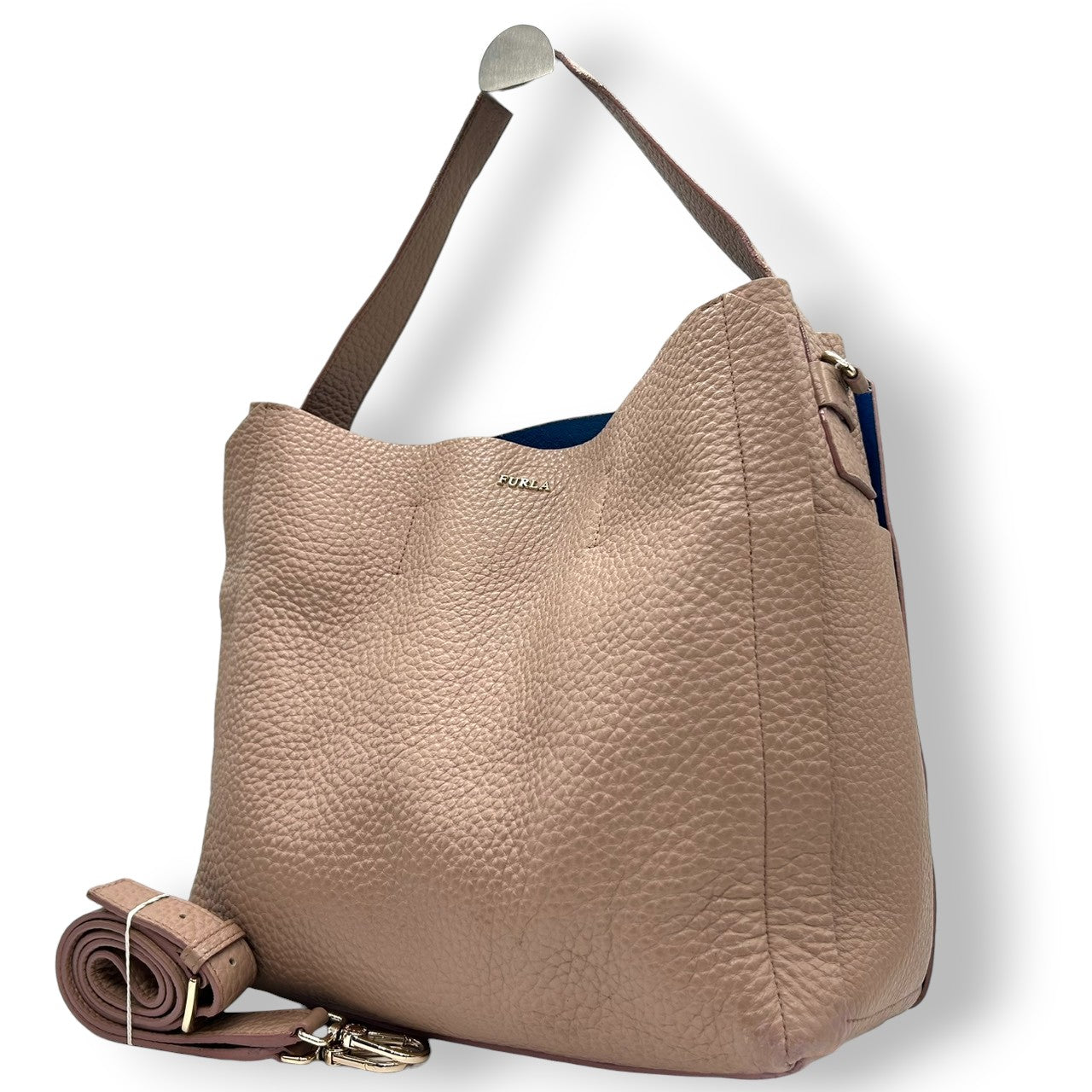 【美品】フルラ カプリッチョ 2WAY ショルダーバッグ ハンドバッグ レザー ピンクベージュ レディース A4可 FURLA CAPRICCIO ワンショルダー 斜め掛け可 通勤通学 大容量 バイカラーデザイン エレガント U9