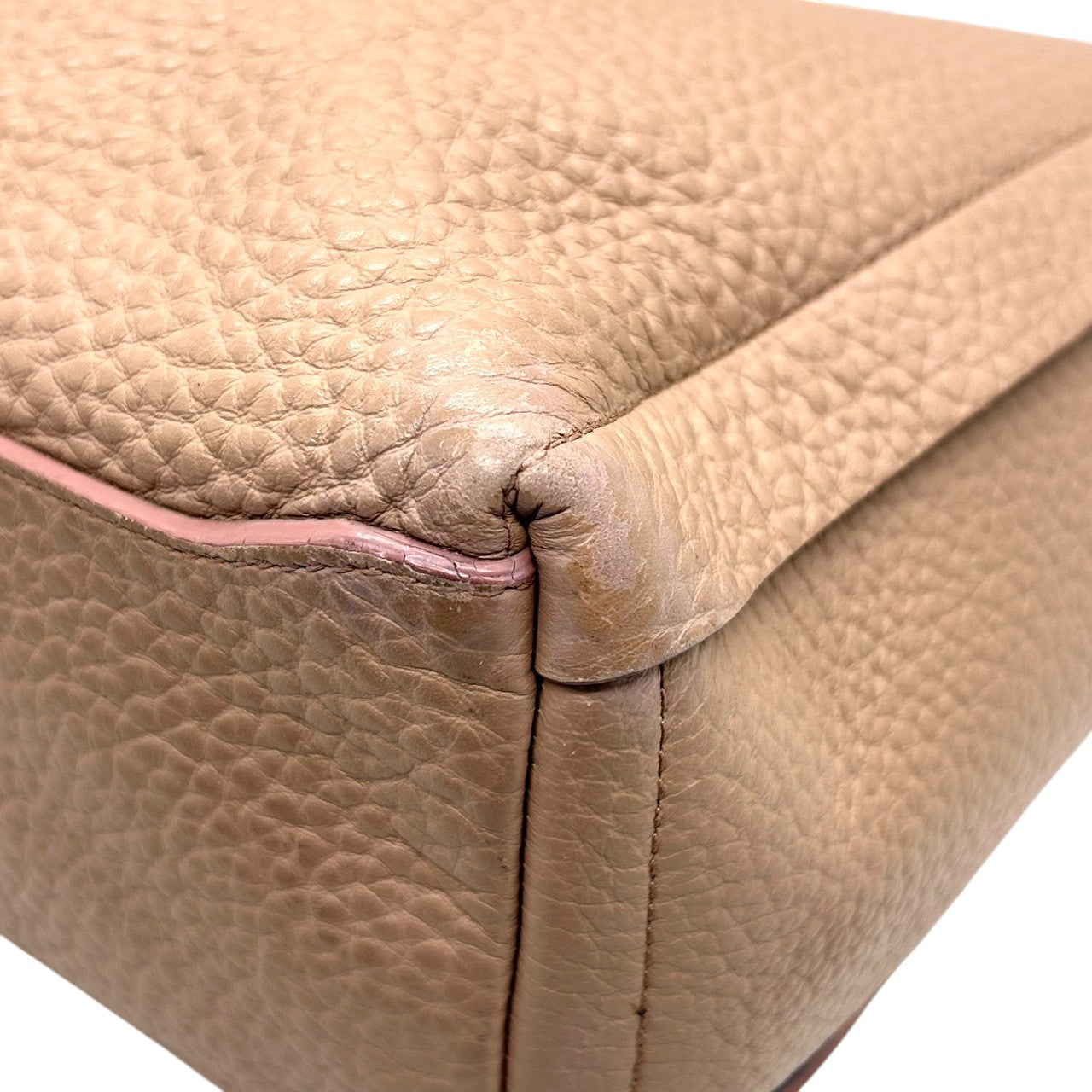 【美品】フルラ カプリッチョ 2WAY ショルダーバッグ ハンドバッグ レザー ピンクベージュ レディース A4可 FURLA CAPRICCIO ワンショルダー 斜め掛け可 通勤通学 大容量 バイカラーデザイン エレガント U9