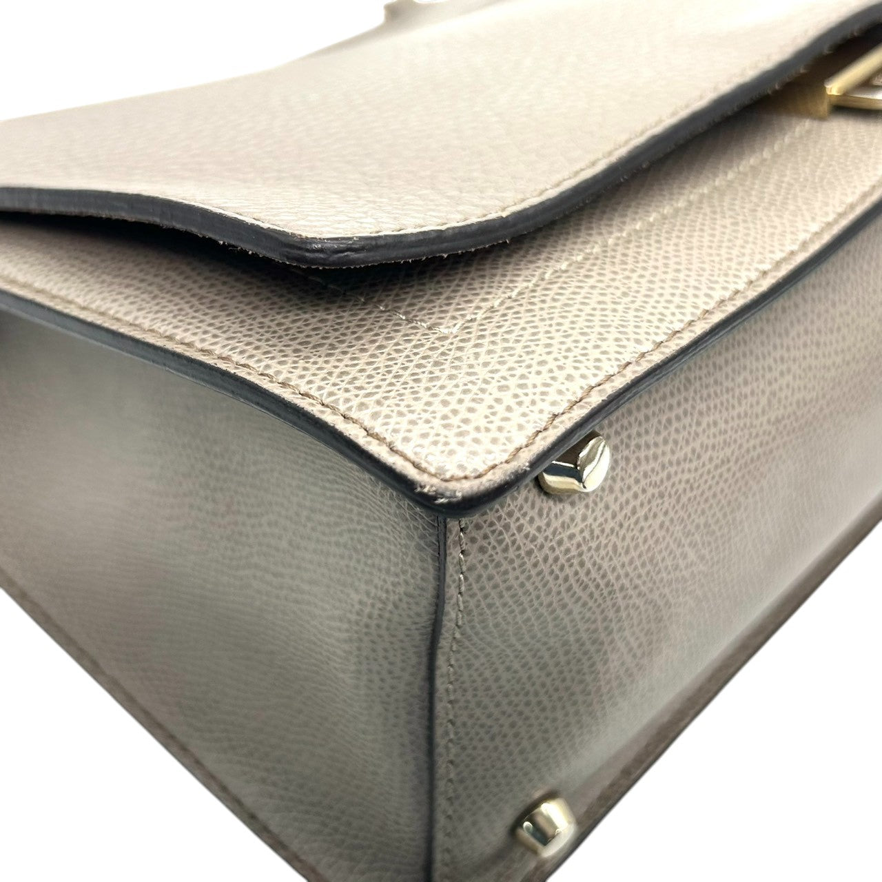 【美品】フルラ ネット 2WAY ハンドバッグ ショルダーバッグ レザー グレージュ レディース FURLA NET トップハンドル 斜め掛け可 自立可 通勤 フォーマル エレガント イタリア製 コンパクト 人気モデル s82