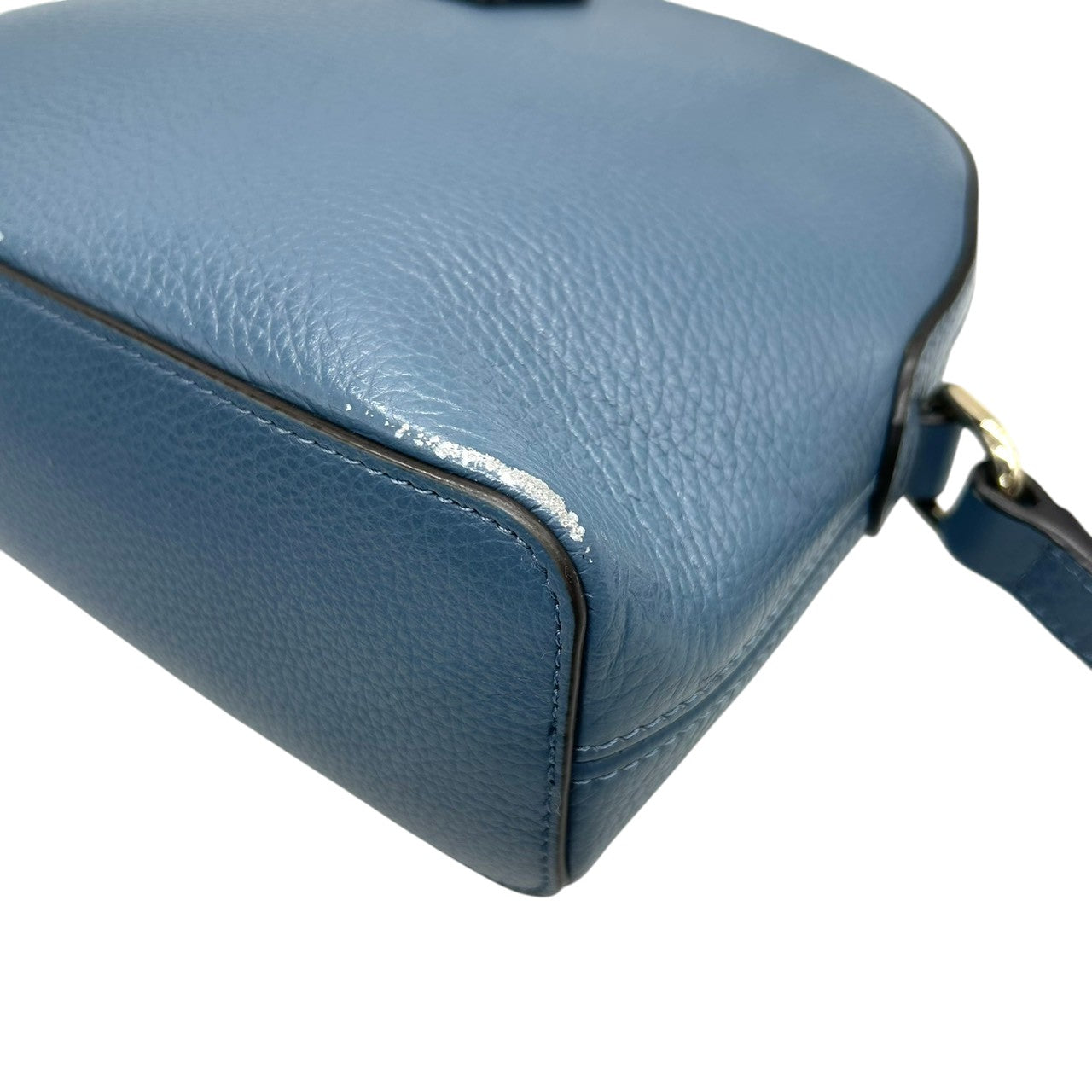 フルラ アヴリル ショルダーバッグ カメラバッグ レザー ブルー レディース FURLA AVRIL 斜め掛け可 クロスボディ ポシェット ミニバッグ コンパクト Fロゴ アーチロゴ ドーム型 人気モデル くすみブルー s30