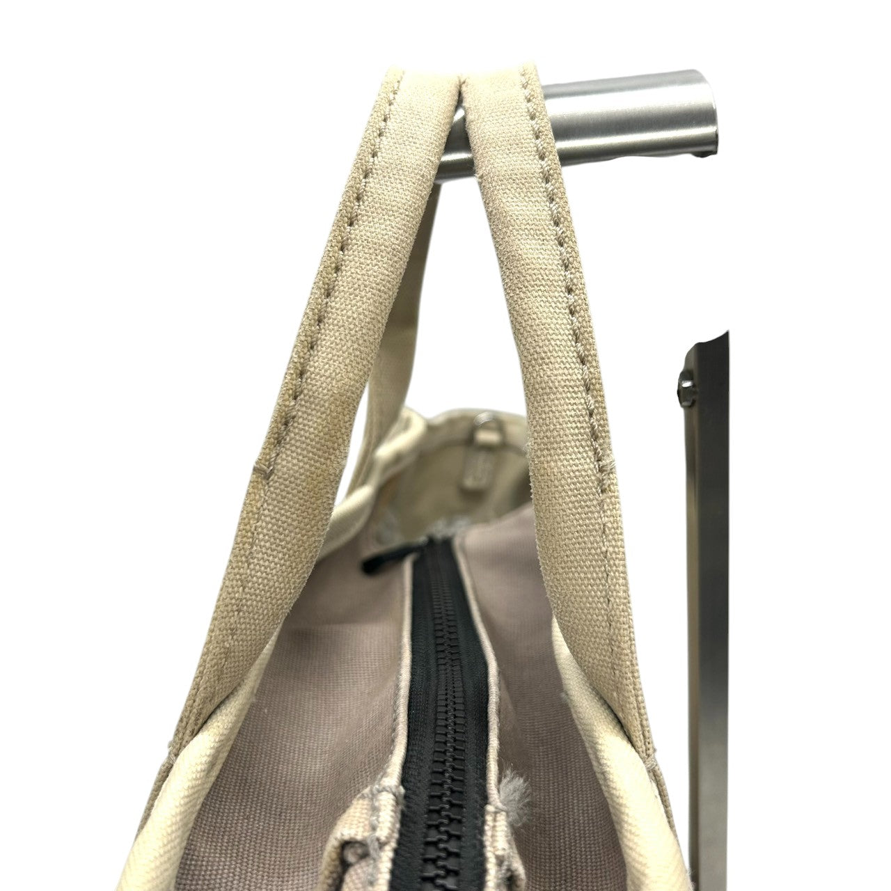 マークジェイコブス THE TOTE BAG 2WAY キャンバス トートバッグ ベージュ レディース メンズ A4可 斜め掛け可 大容量 MARC JACOBS ザ トートバッグ 定番 人気モデル (ショルダーストラップ社外品) s30