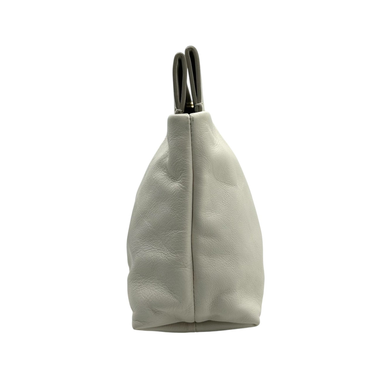 【未使用級／美品】マークバイマークジェイコブス がま口 クラッチバッグ レザー ホワイト系 レディース パーティバッグ MARC BY MARC JACOBS STANDARD SUPPLY ギャザー エレガント フェミニン s30