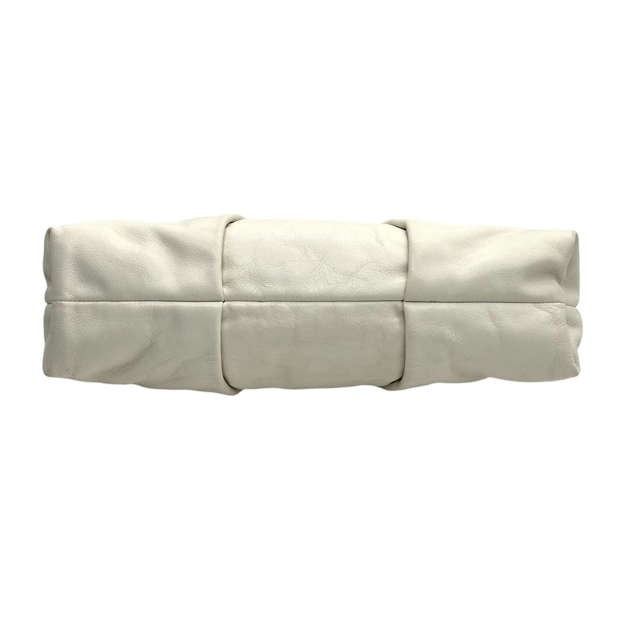 【未使用級／美品】マークバイマークジェイコブス がま口 クラッチバッグ レザー ホワイト系 レディース パーティバッグ MARC BY MARC JACOBS STANDARD SUPPLY ギャザー エレガント フェミニン s30