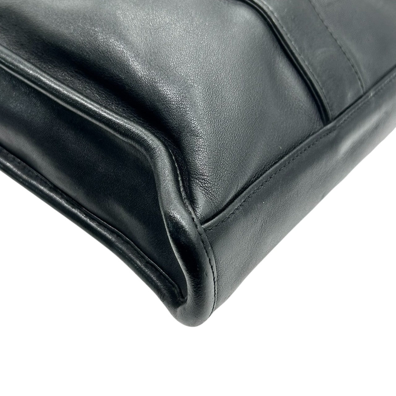 トゥミ TUMI ビジネスバッグ ブリーフケース ハンドバッグ 907D3 高級 レザー 本革 ナッパレザー A4 PC収納可 ラップトップケース ブラック 黒 メンズ 紳士 通勤 ビジネス スタイリッシュ スリム 薄型 フォーマル エレガント 高耐久 X3