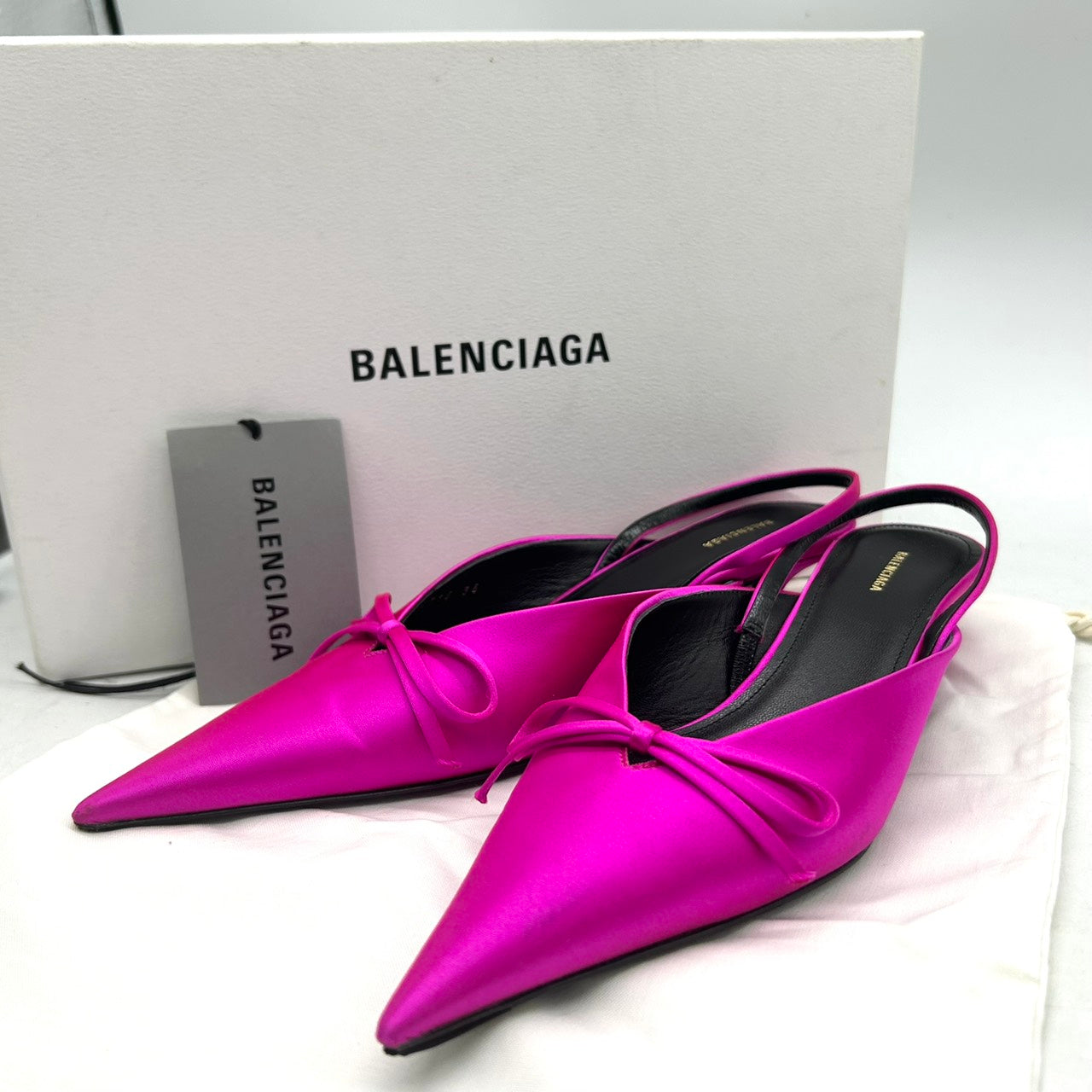 【未使用】バレンシアガ ナイフ リボン パンプス ミュール バックストラップ スリングバック ポインテッドトゥ サテン ピンク 36 23cm レディース 箱 保存袋 タグ付き キトゥンヒール エレガント モード パーティ CT1