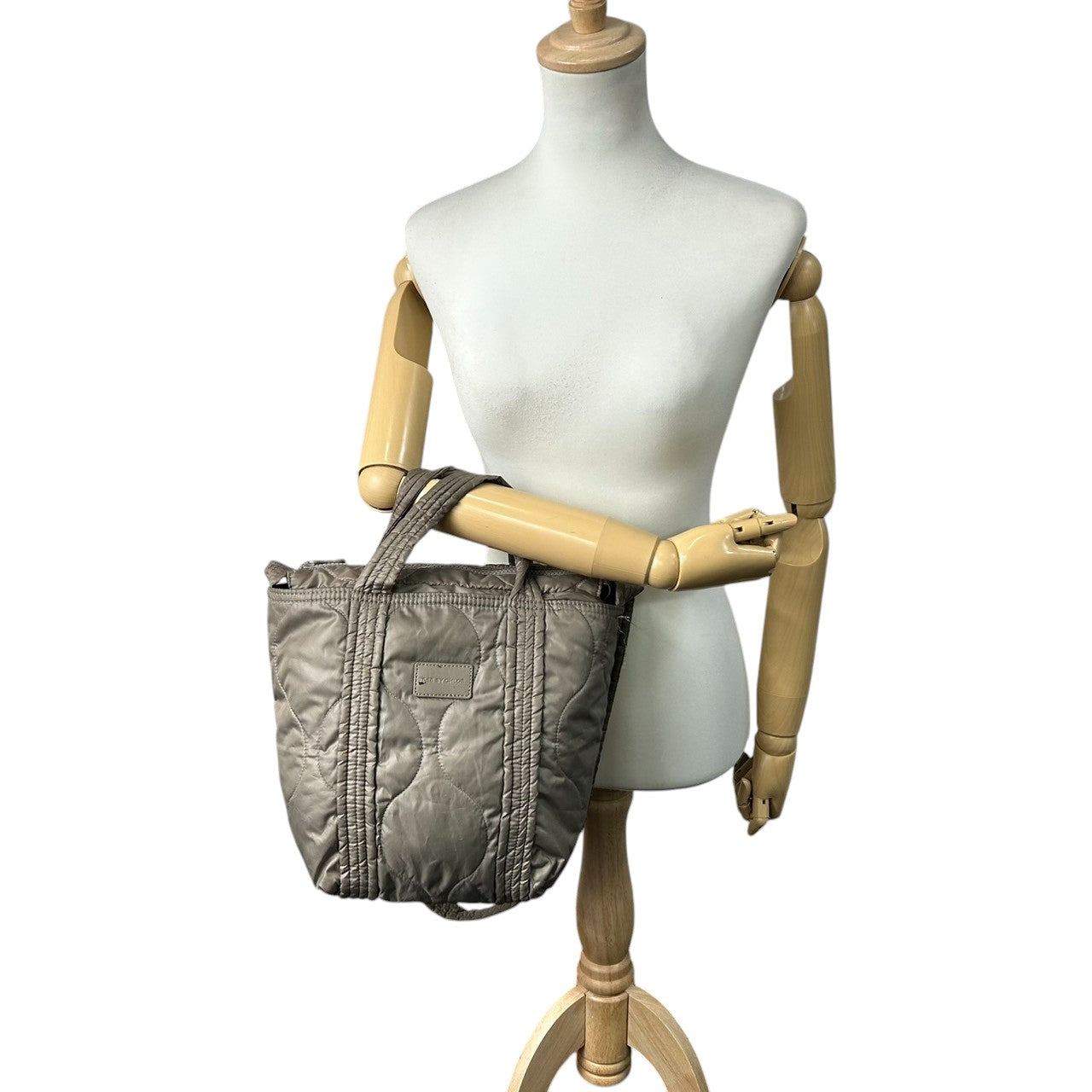 【美品】シーバイクロエ ジョイライダー トートバッグ ショルダーバッグ 2WAY キルティング ナイロン ロゴ A4収納可 大容量 斜め掛け可 軽量 レディース カジュアル フェミニン 通勤 通学 グリーン系 s97