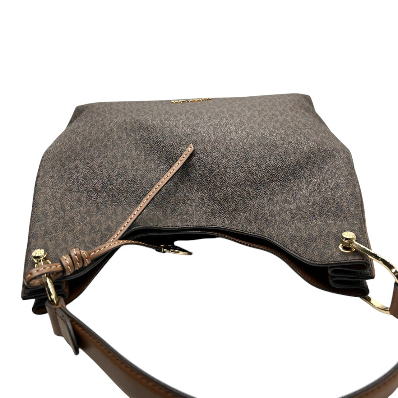 【未使用級/美品】マイケルコース ショルダーバッグ ワンショルダー ホーボーバッグ シグネチャー MKロゴチャーム PVC レザー ブラウン A4 大容量 自立可 レディース 通勤 通学 エレガント カジュアル s80